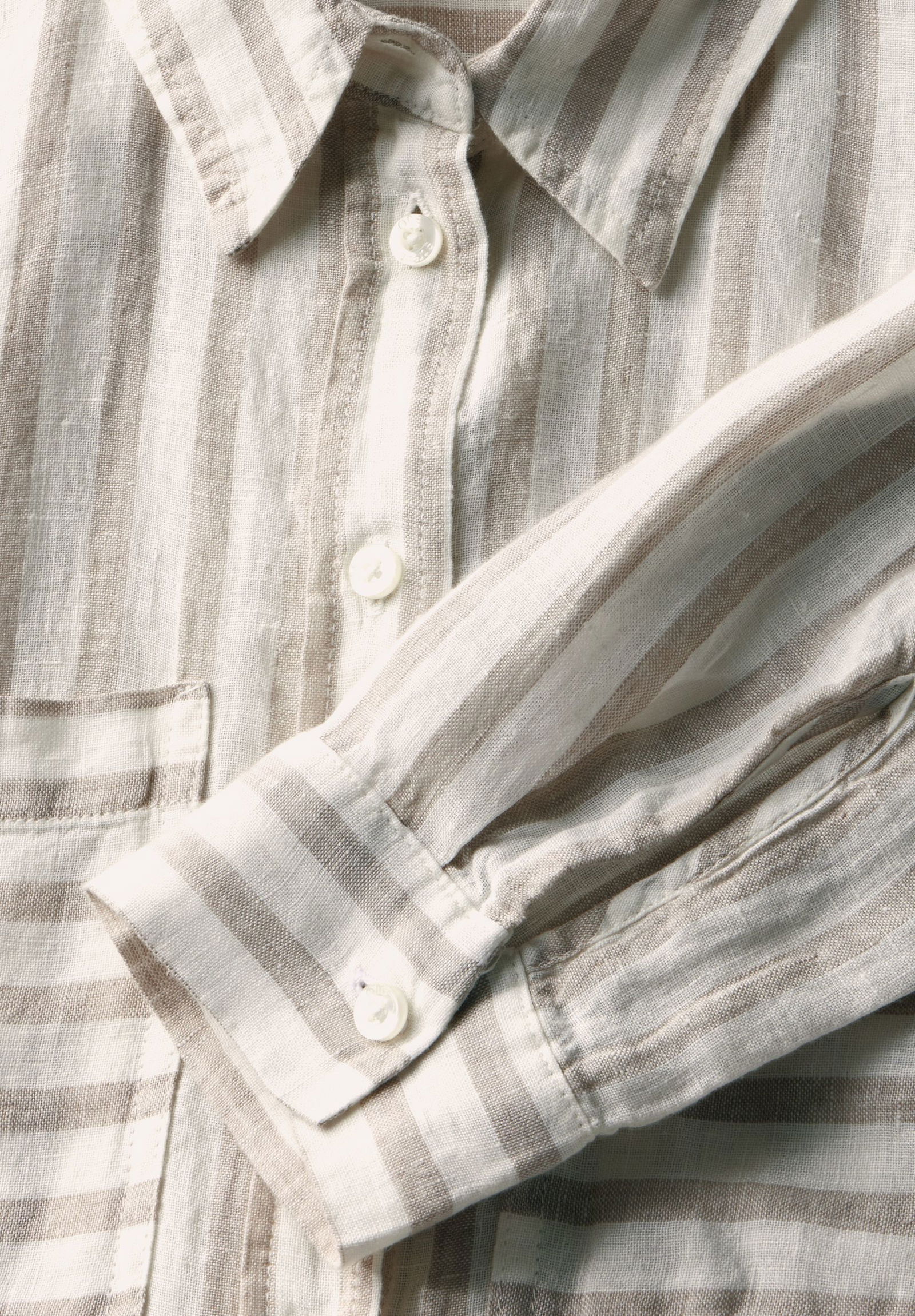 c80efa5f76810abdb19d0bd45317495c |  Gestreifte Hemdbluse | 38 | 4565_26283