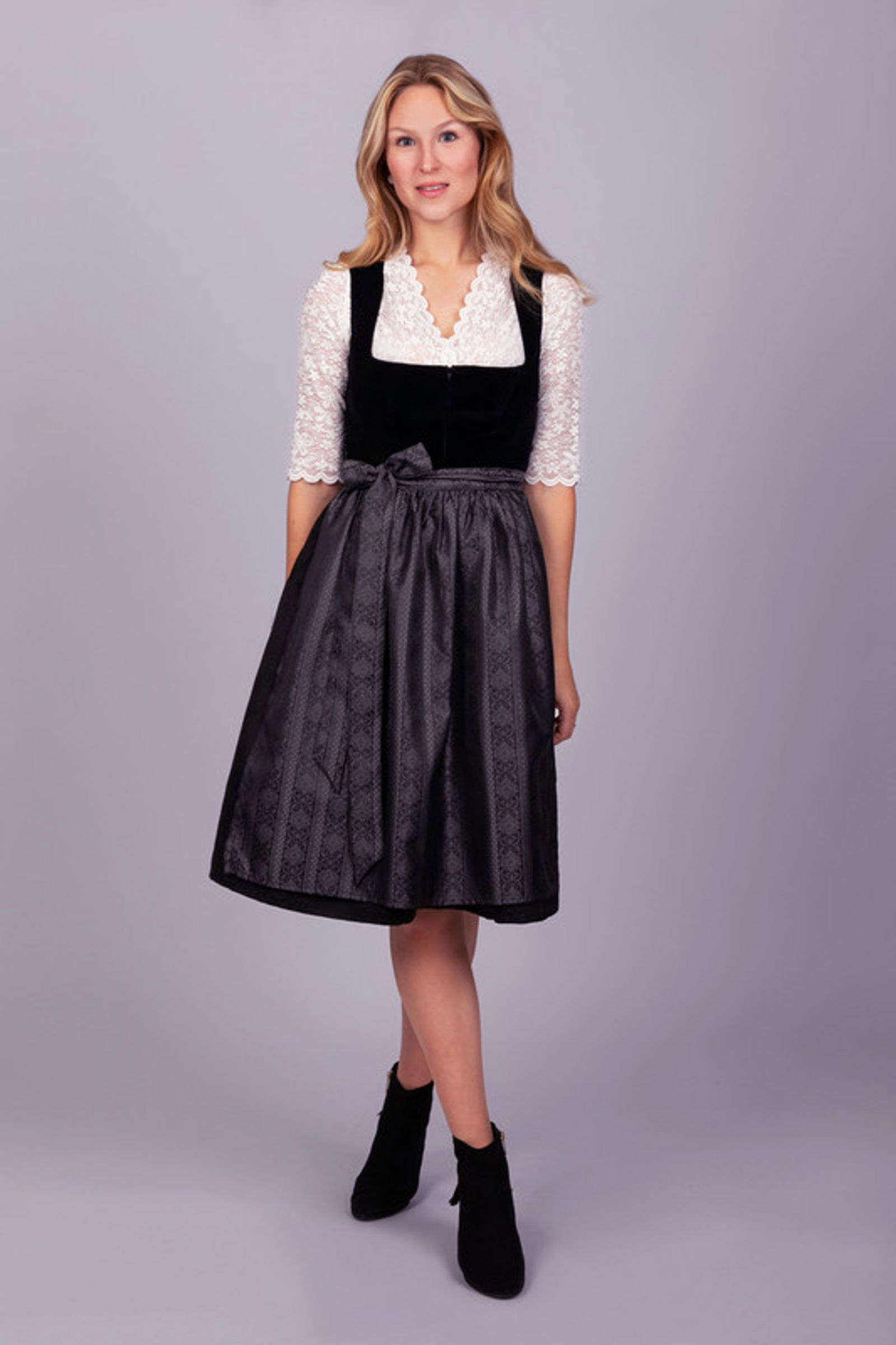 313a36654cd507f227d82ea616b3a060 Edelnice | Edelnice Dirndl "Evi" | 44 | schwarz