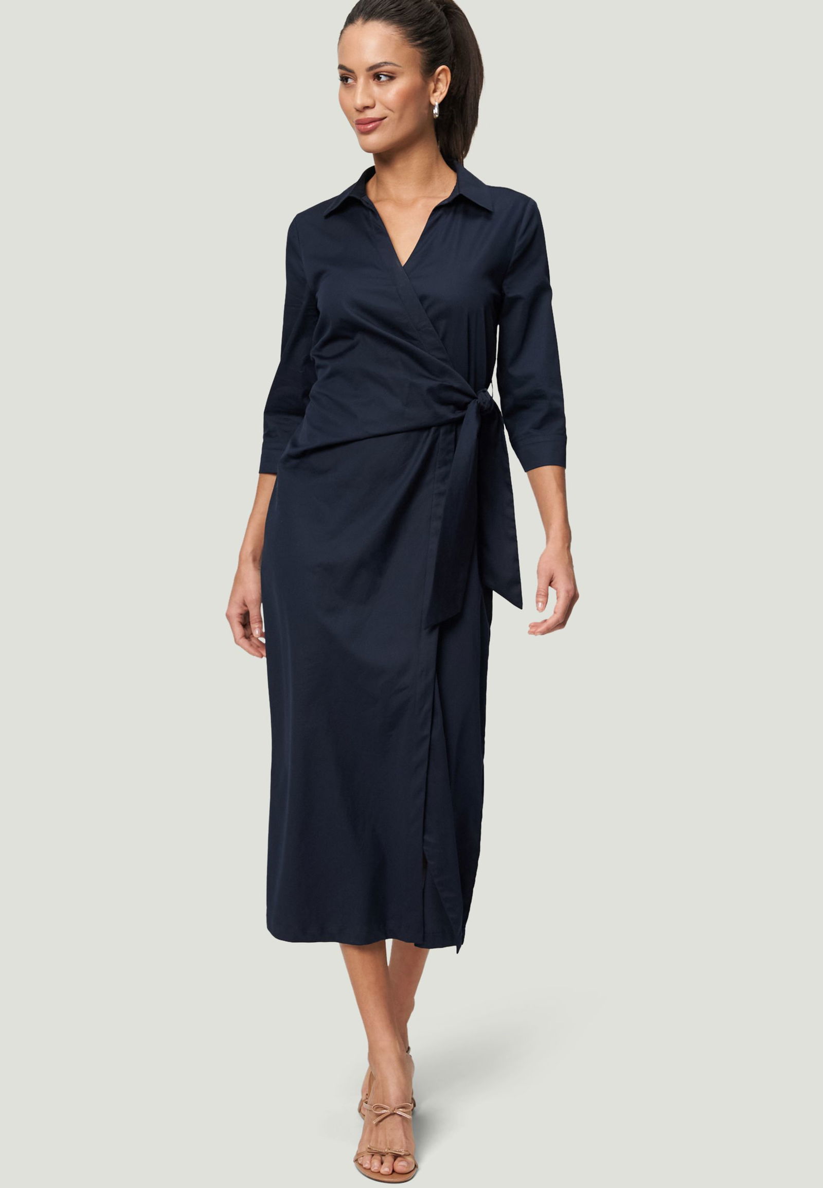 34b7a2a7d66e976893e43d6c8482e020 | zero Kleid, Hydrangea | 42 | 1605_8105