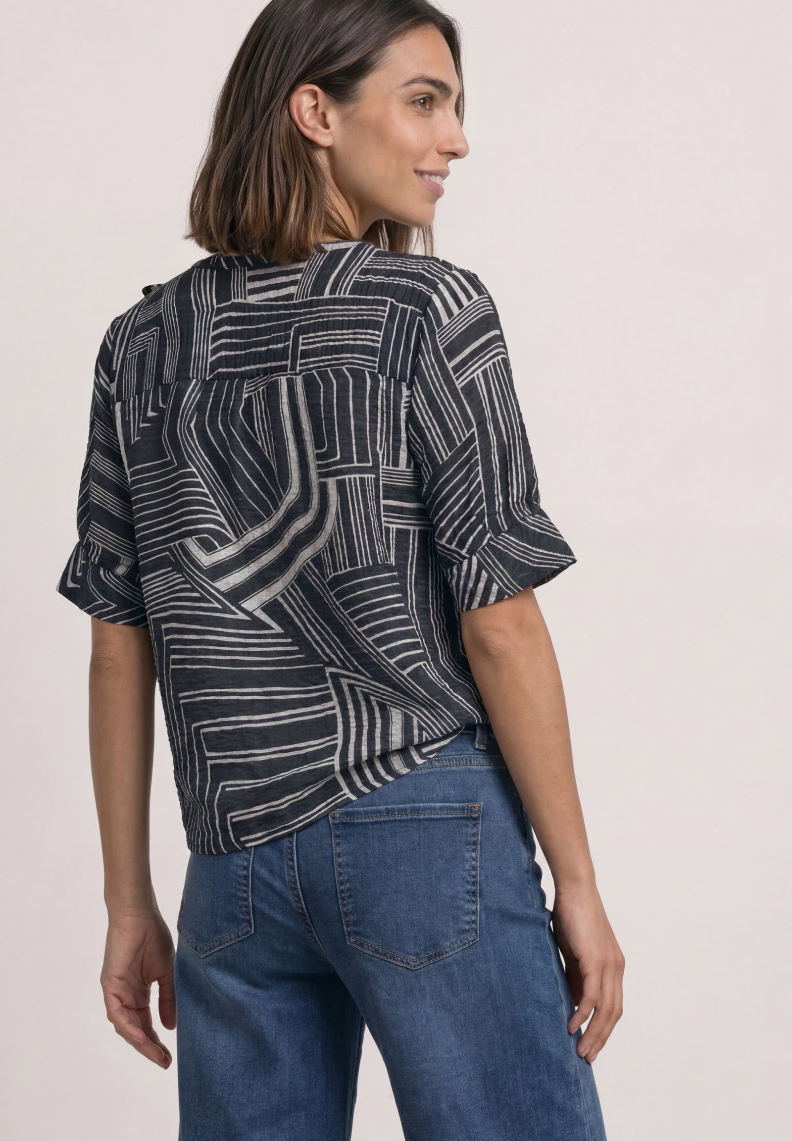 Tunic blouse w ruffle details, darkest blue #4