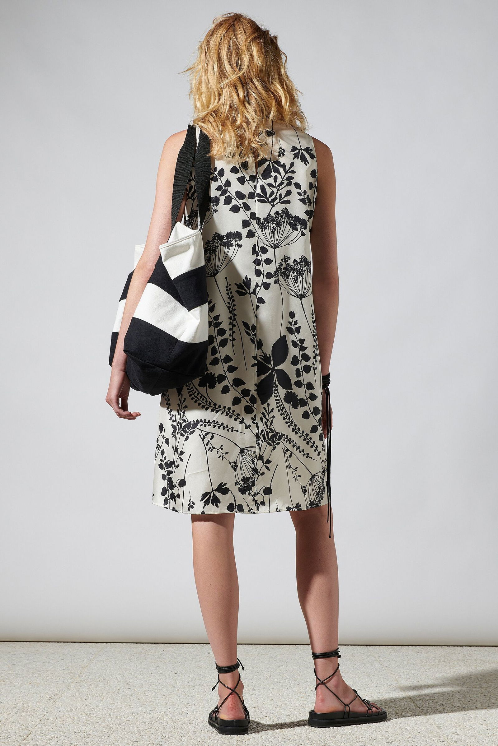 Luisa Cerano |  Kleid mit Herbarium-Print | 38 | multi