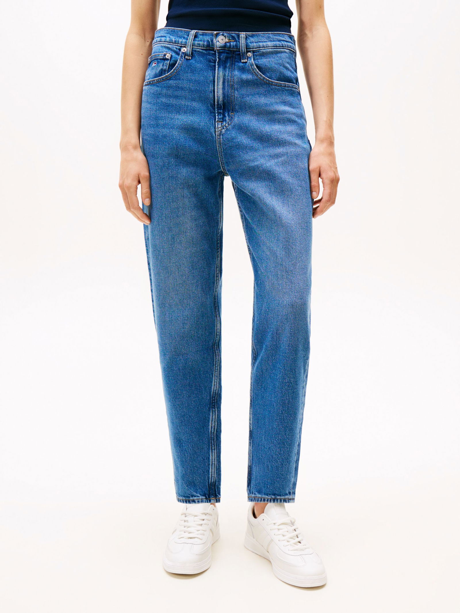 Tommy Jeans |  Tommy Jeans Mom Jeans  | 27/32 | new niceville mid blue stretch