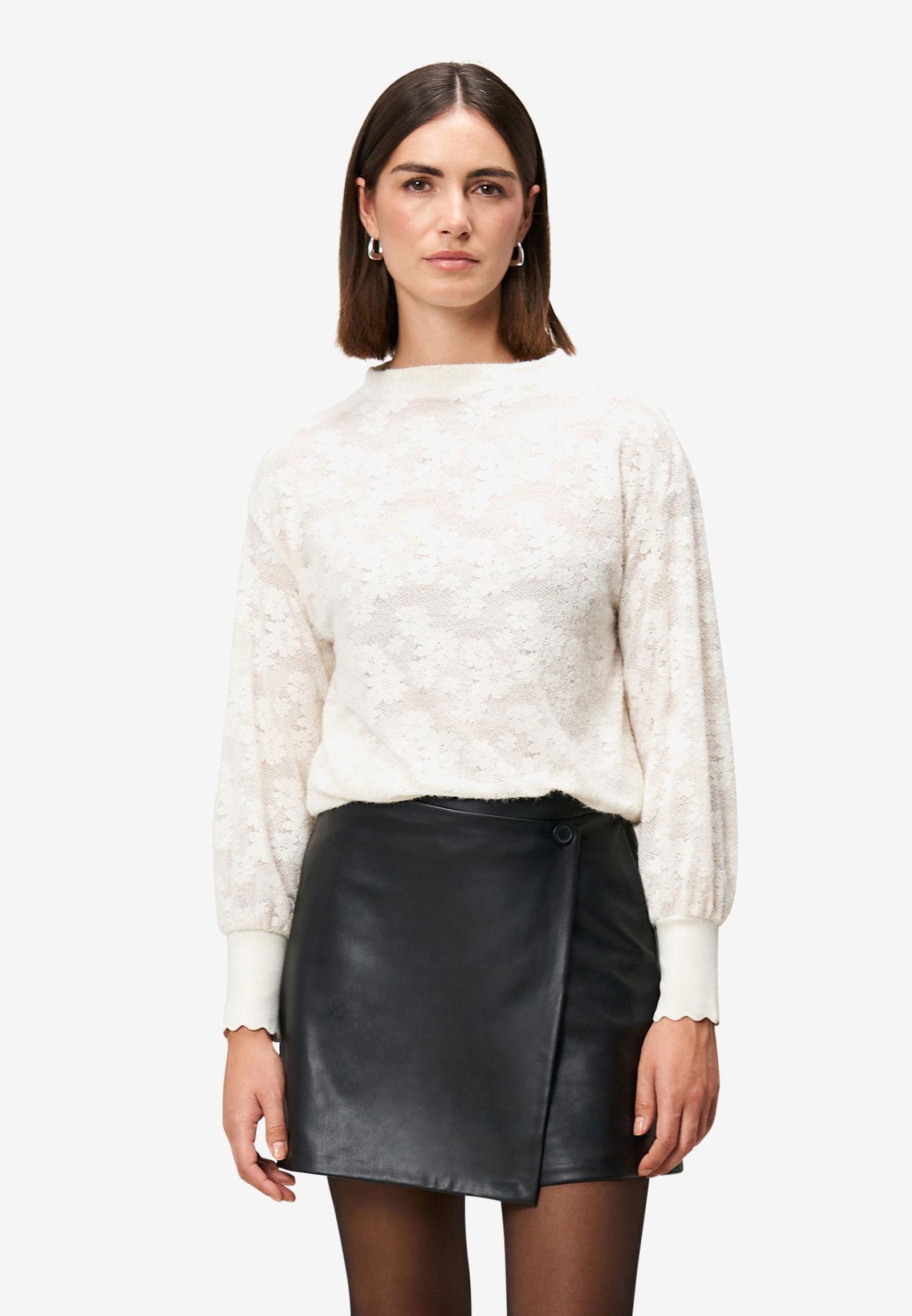 Zero |  Zero Sweatshirt  | 44 | eggnog