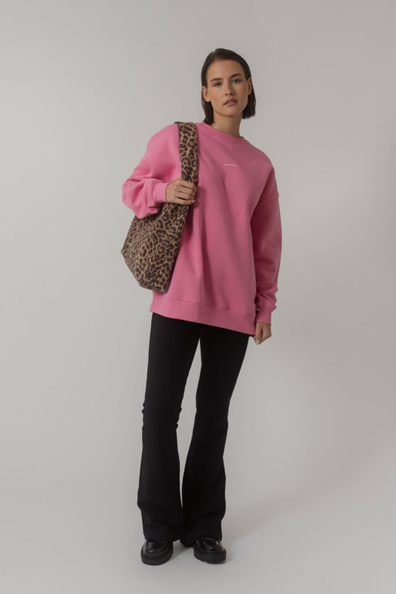 cde3f20e9cecf19e68b836d37c39c916 Oh April |  Oh April Sweatshirt  | M