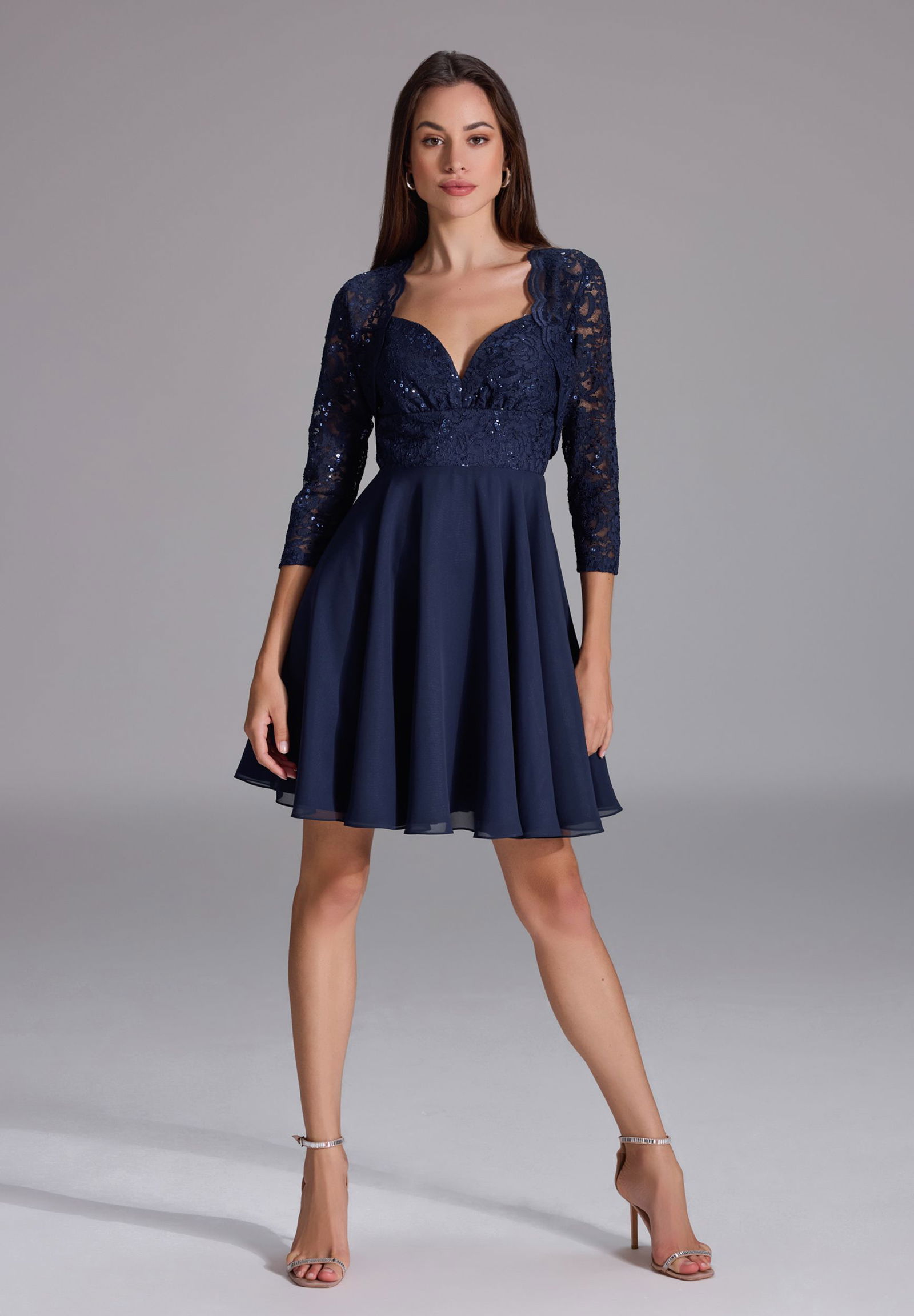 |  Bolero aus Spitze mit Bogenkante, navy | 32 | navy