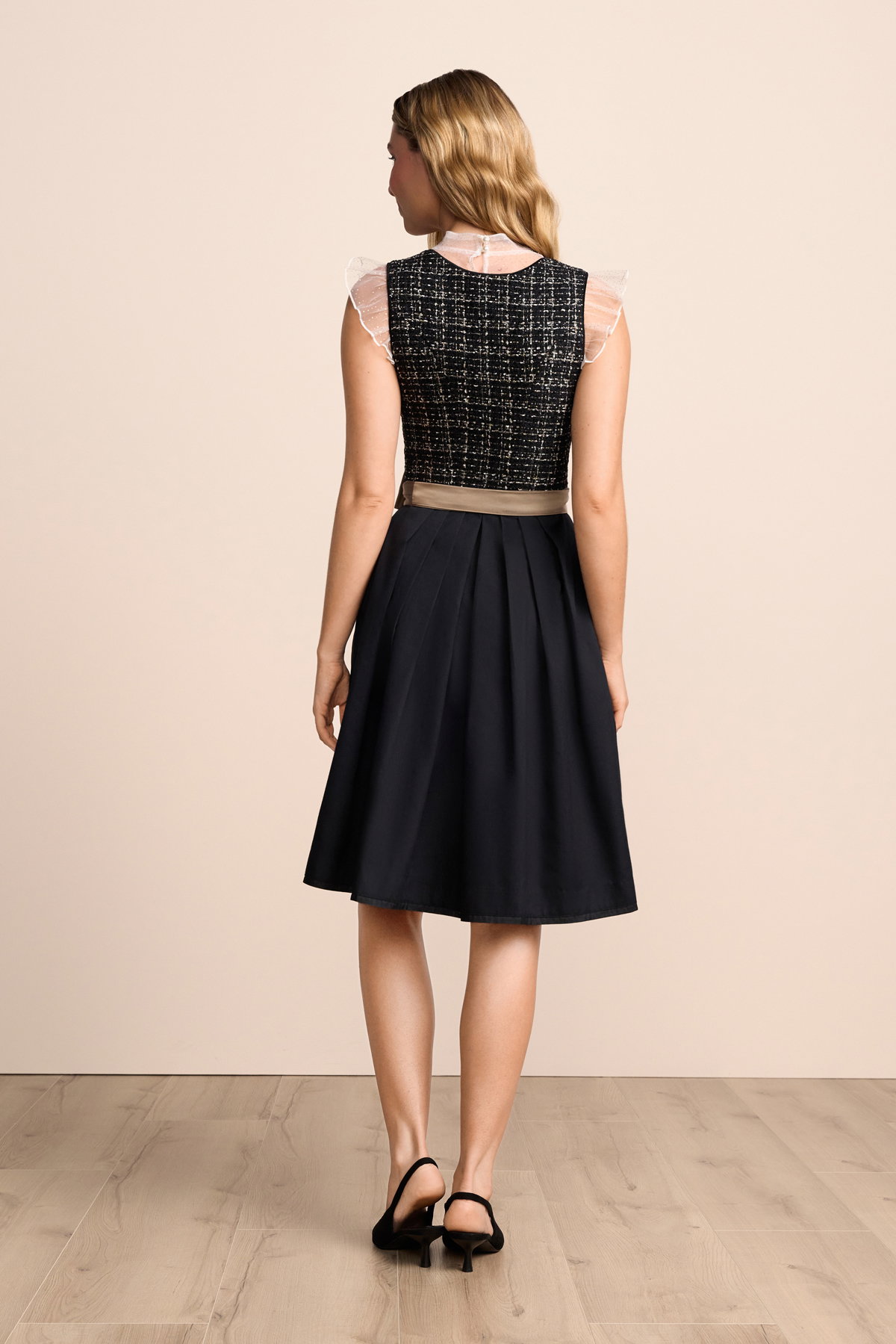 Krüger Madl Dirndl Mididirndl Rosvina 60cm #2