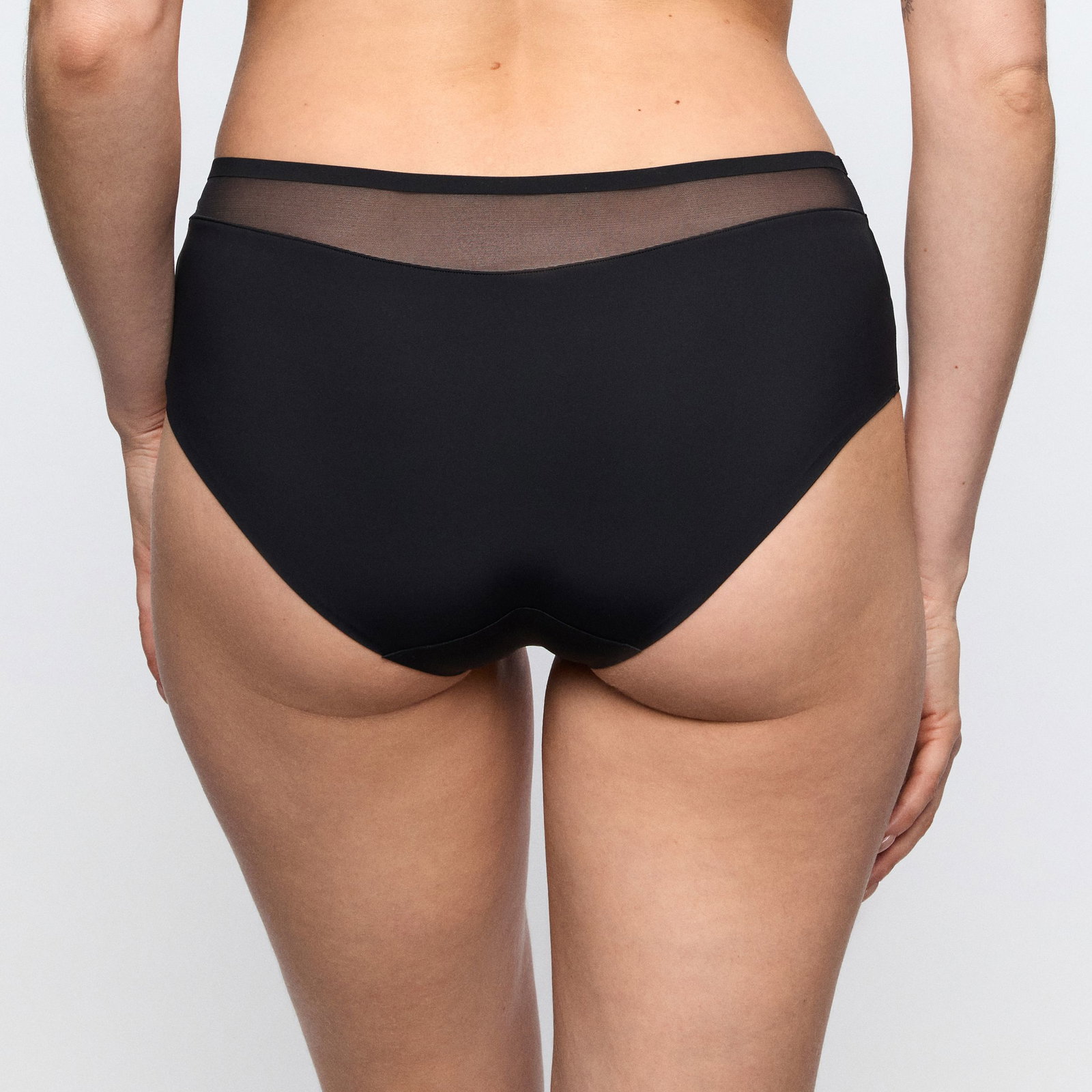 Marie Jo |  Marie Jo Short "Louie" | 44 | schwarz