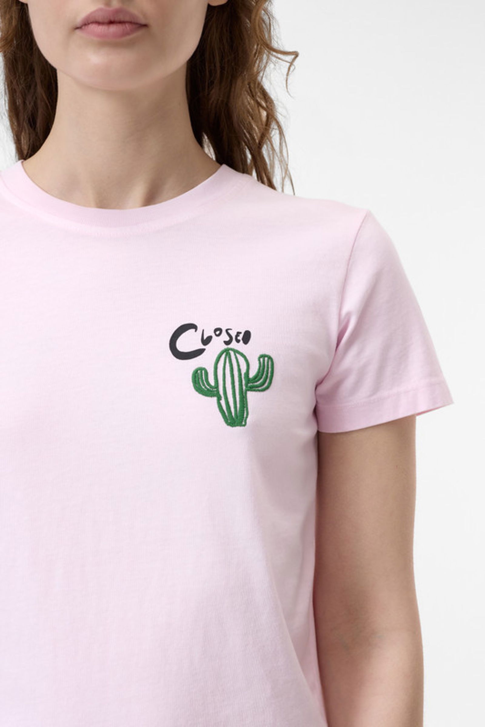 d6d81f7f00e66539f6c72f88940a83eb Closed |  Closed T-Shirt mit Stickerei | L | 1345_833