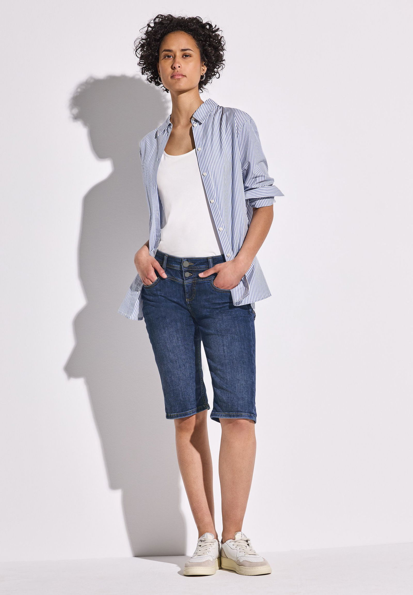 Street One |  Street One Shorts  | 27 | medium blue random