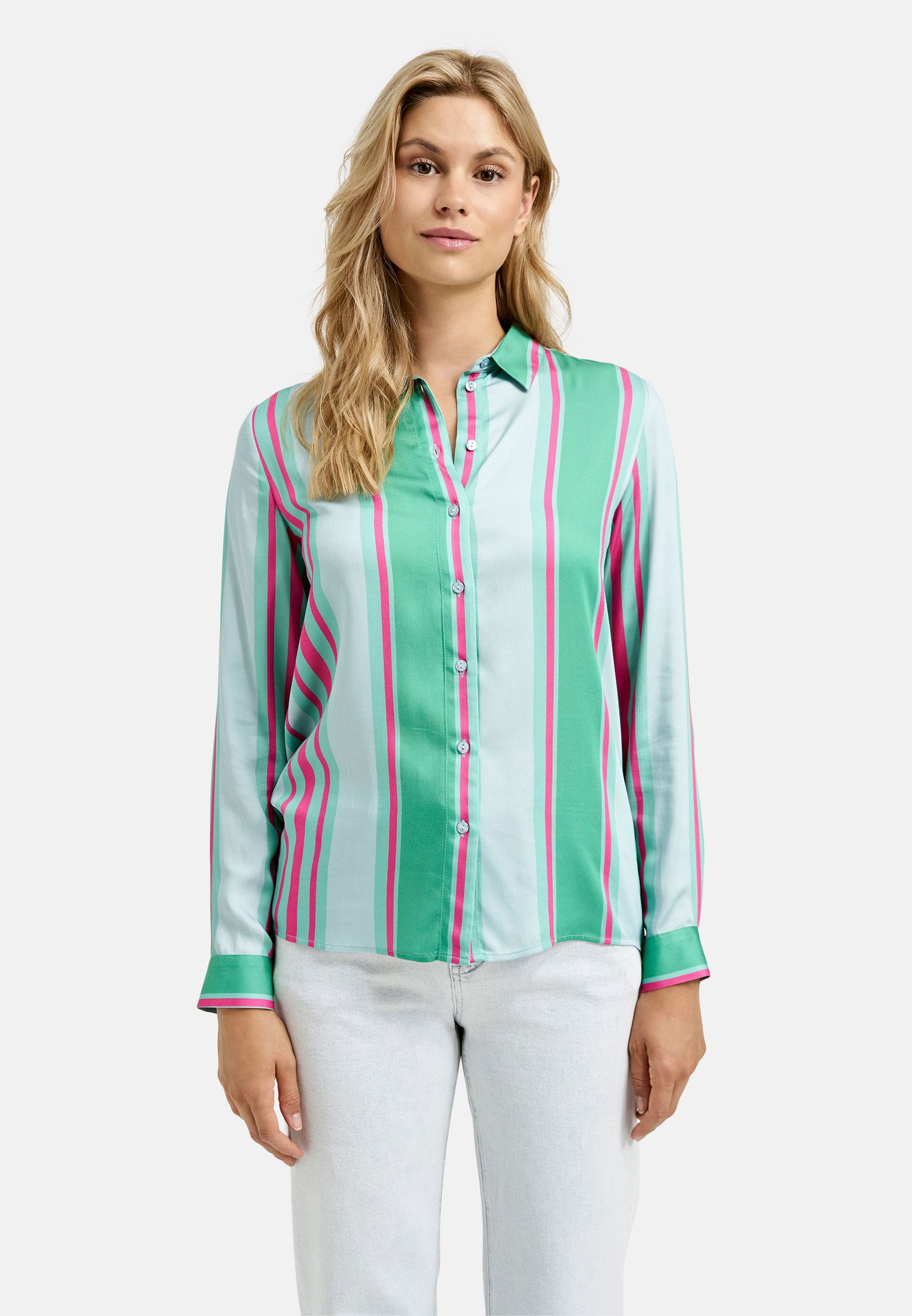 Milano |  Blouse w collar and placket + 1/1 sleeves | 38