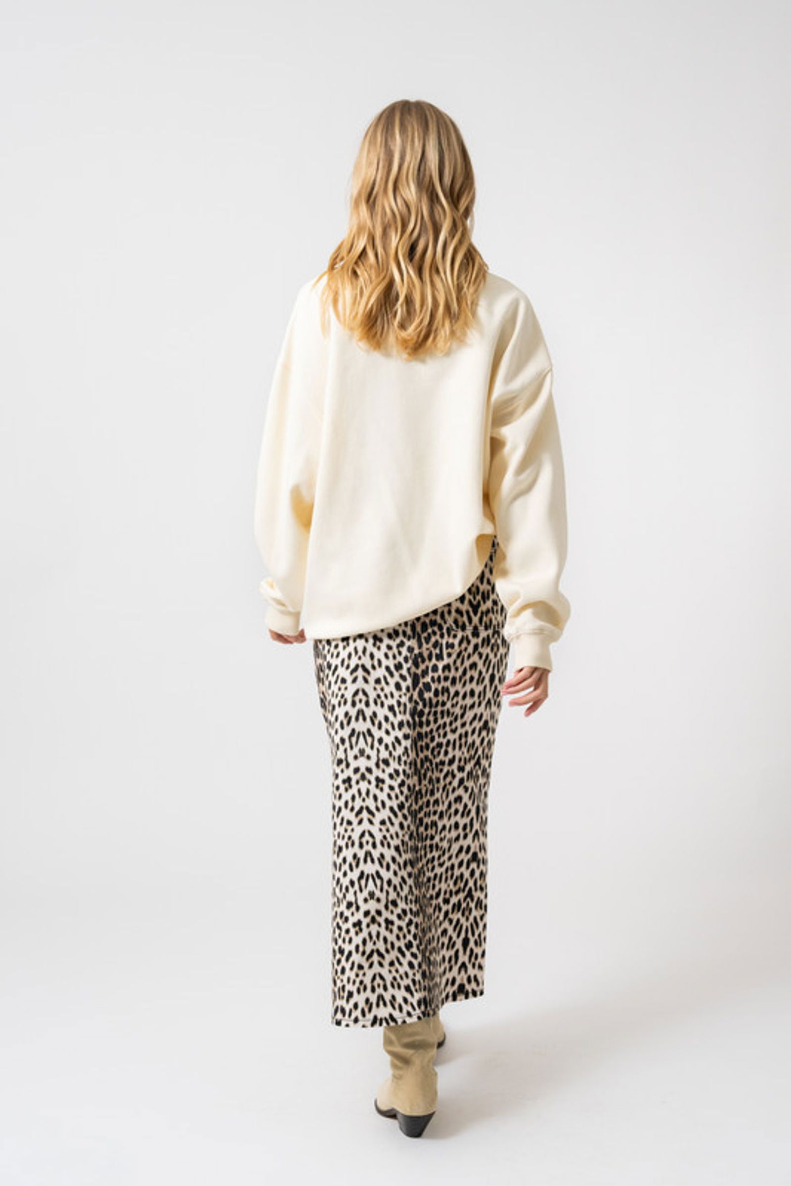 Oh April |  Oh April Sweatshirt  | XL | Soft Sand