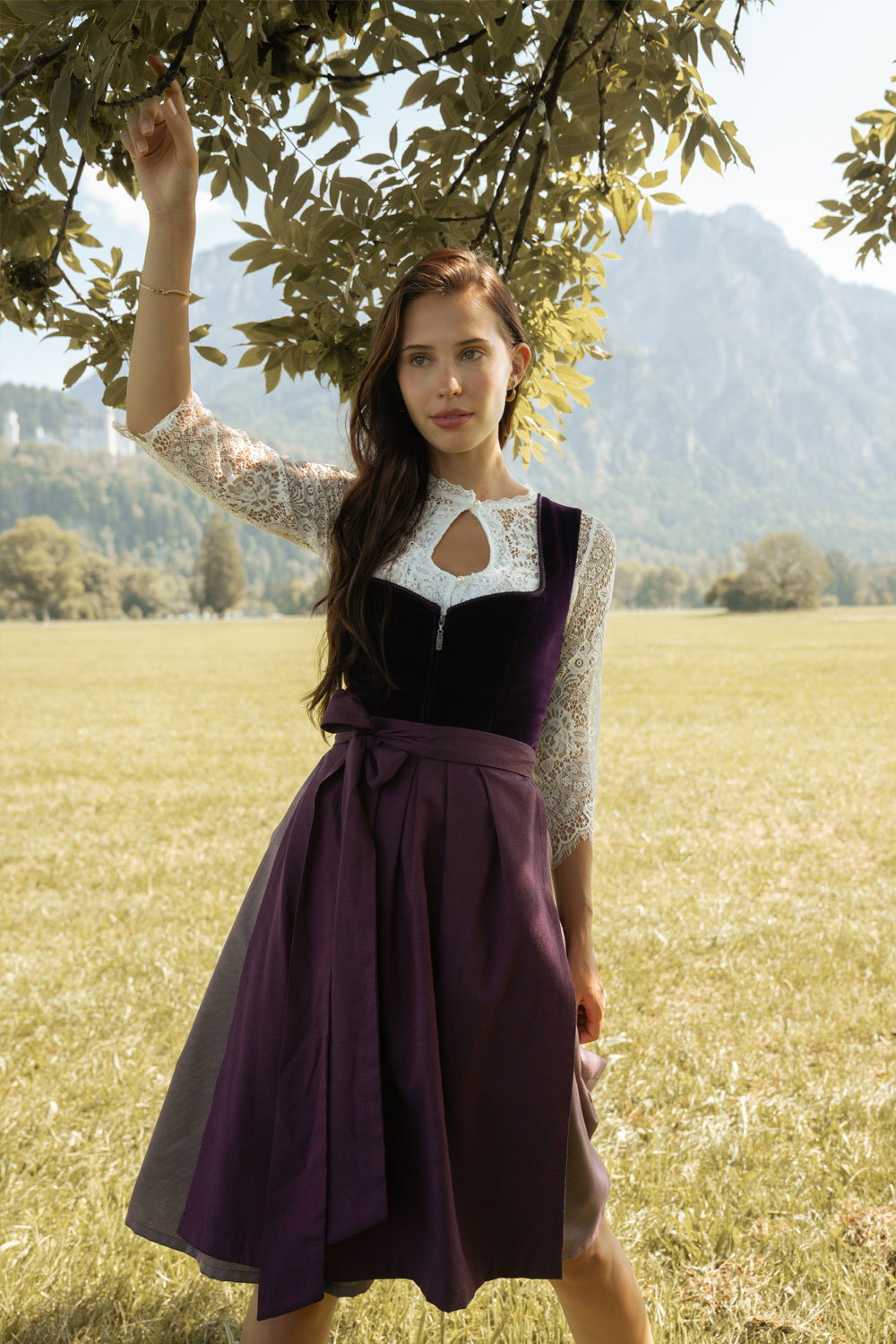 Edelnice Midi Dirndl Viola Samt Lila #9
