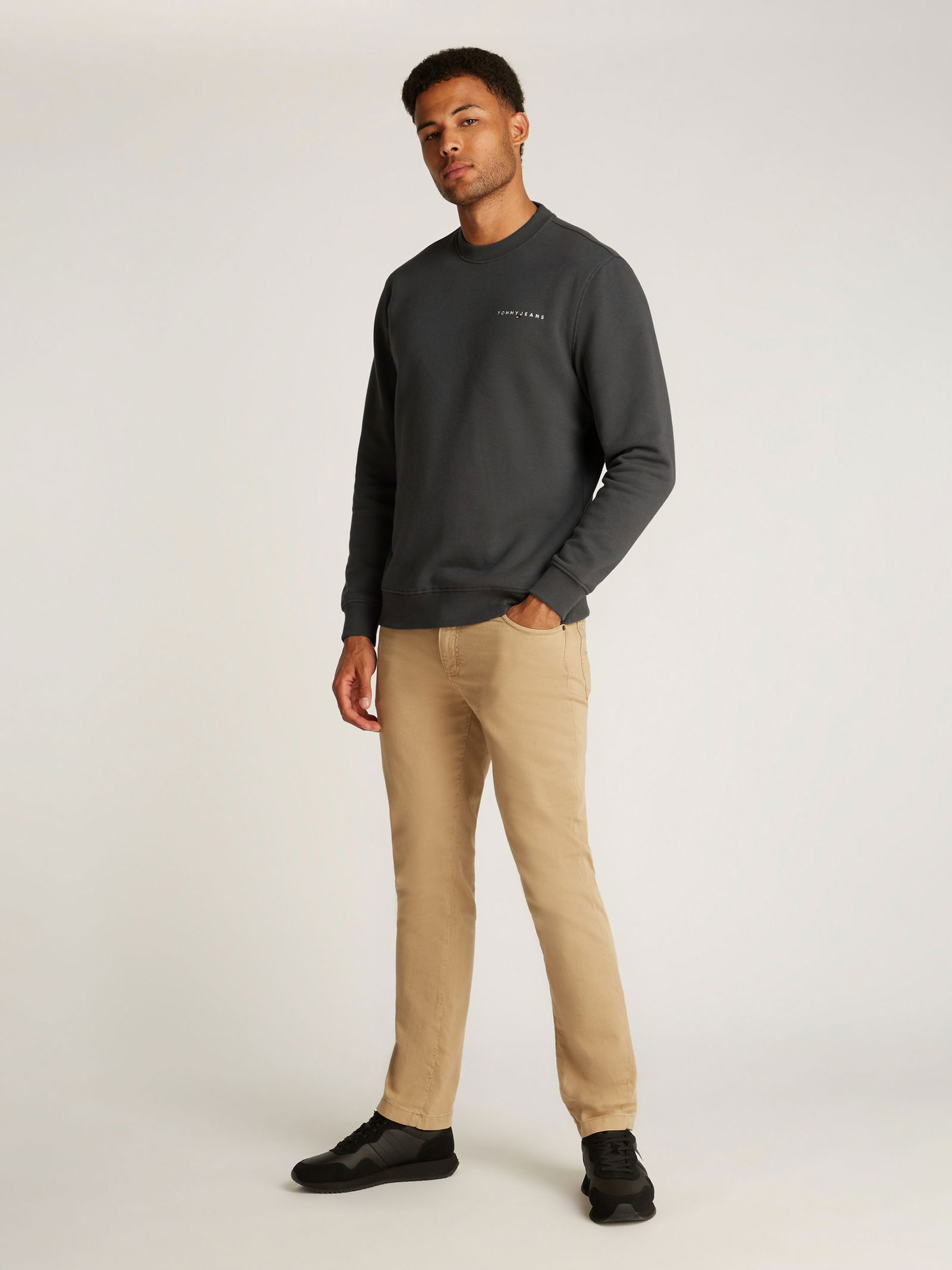 Tommy Jeans |  Tommy Jeans Sweatshirt  | M | washed black