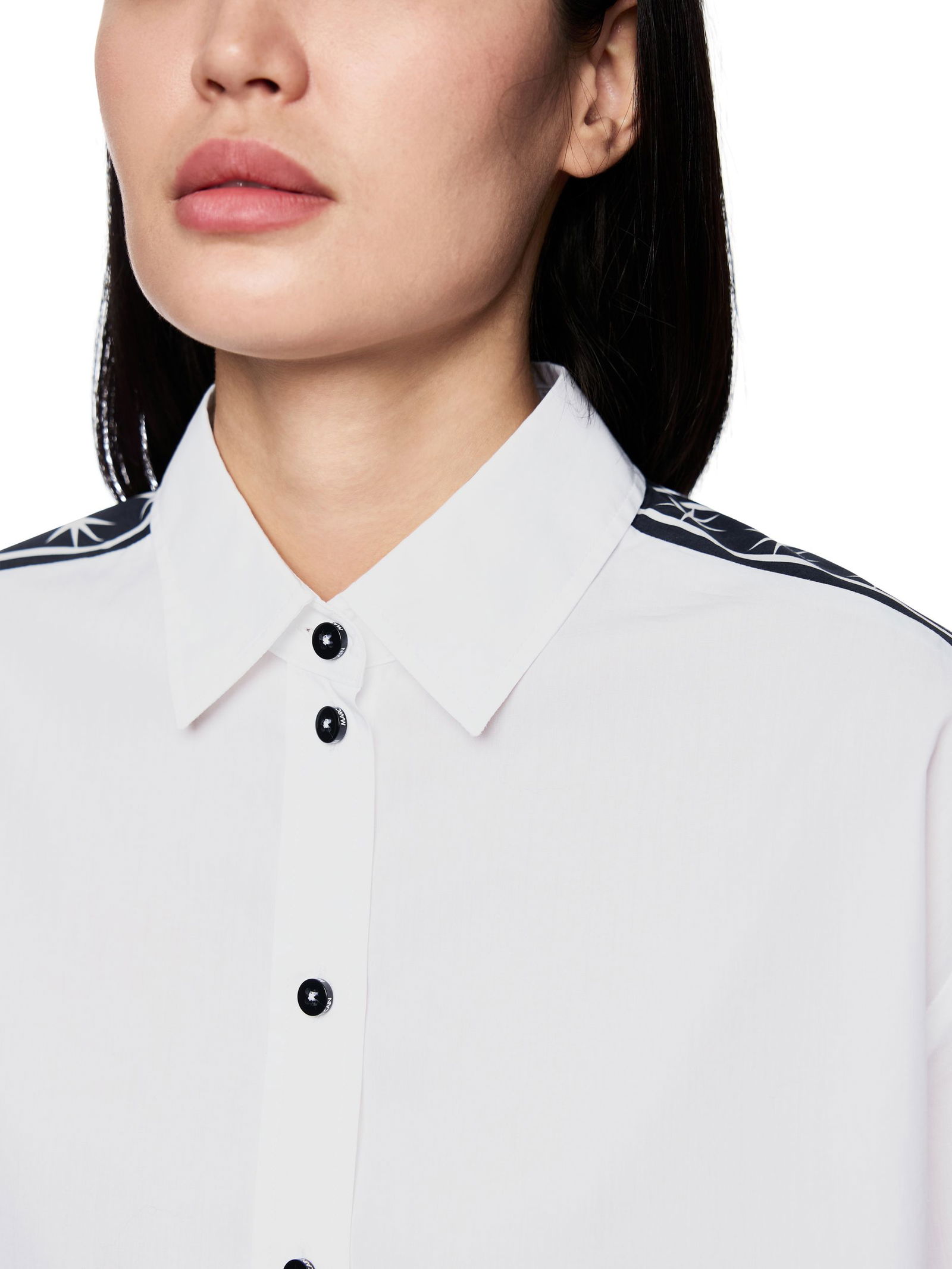  | Bluse, white | 46 | white