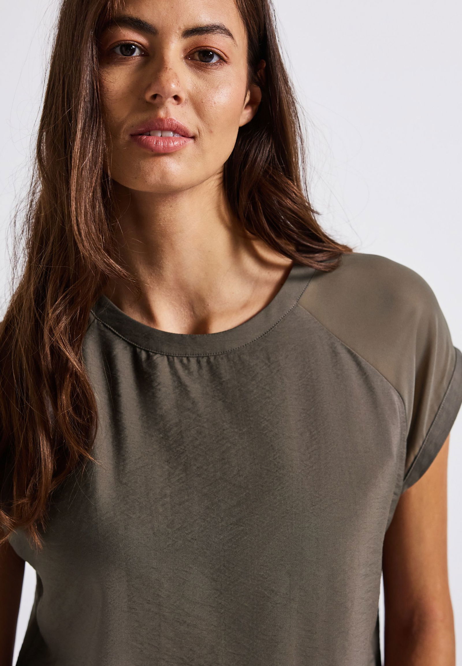  |  Blusenshirt mit Meshdetail | 40 | 4565_16762