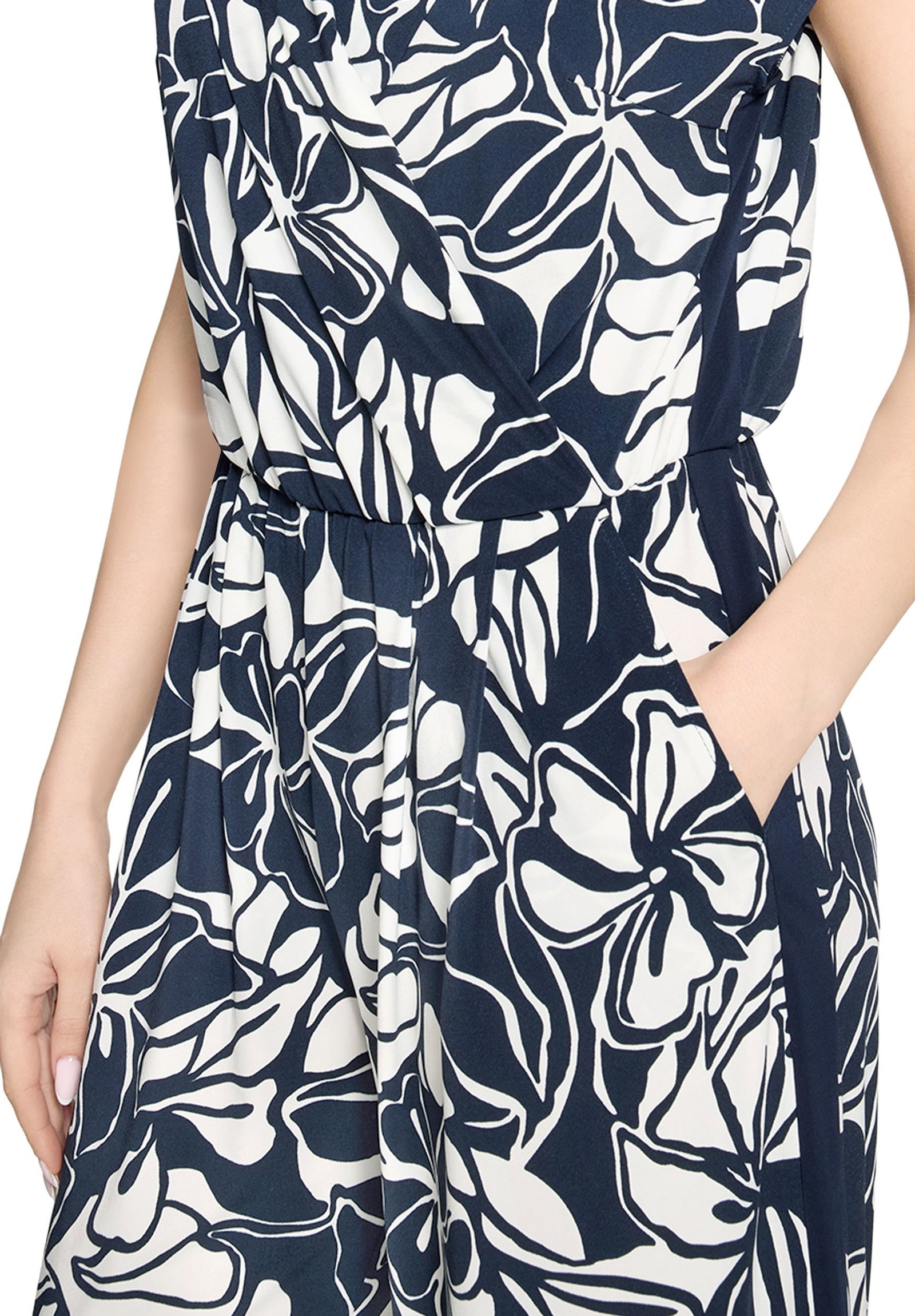 Betty Barclay |  Betty Barclay Jumpsuit  | 36 | dunkelblau/weiß