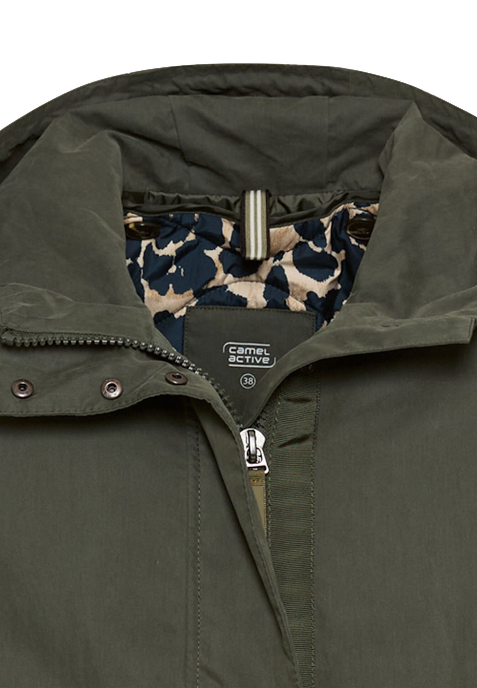  | 2-in-1 Parka mit verstellbarer Kapuze und reflektierenden Details | 38 | forest