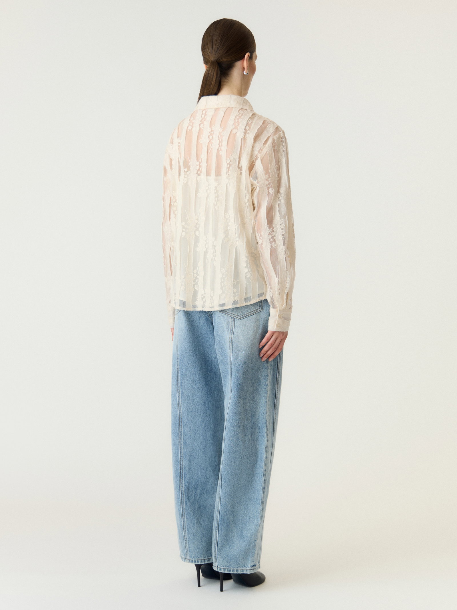 YASISABELLA LS EMB SHIRT - EX, Pristine #4