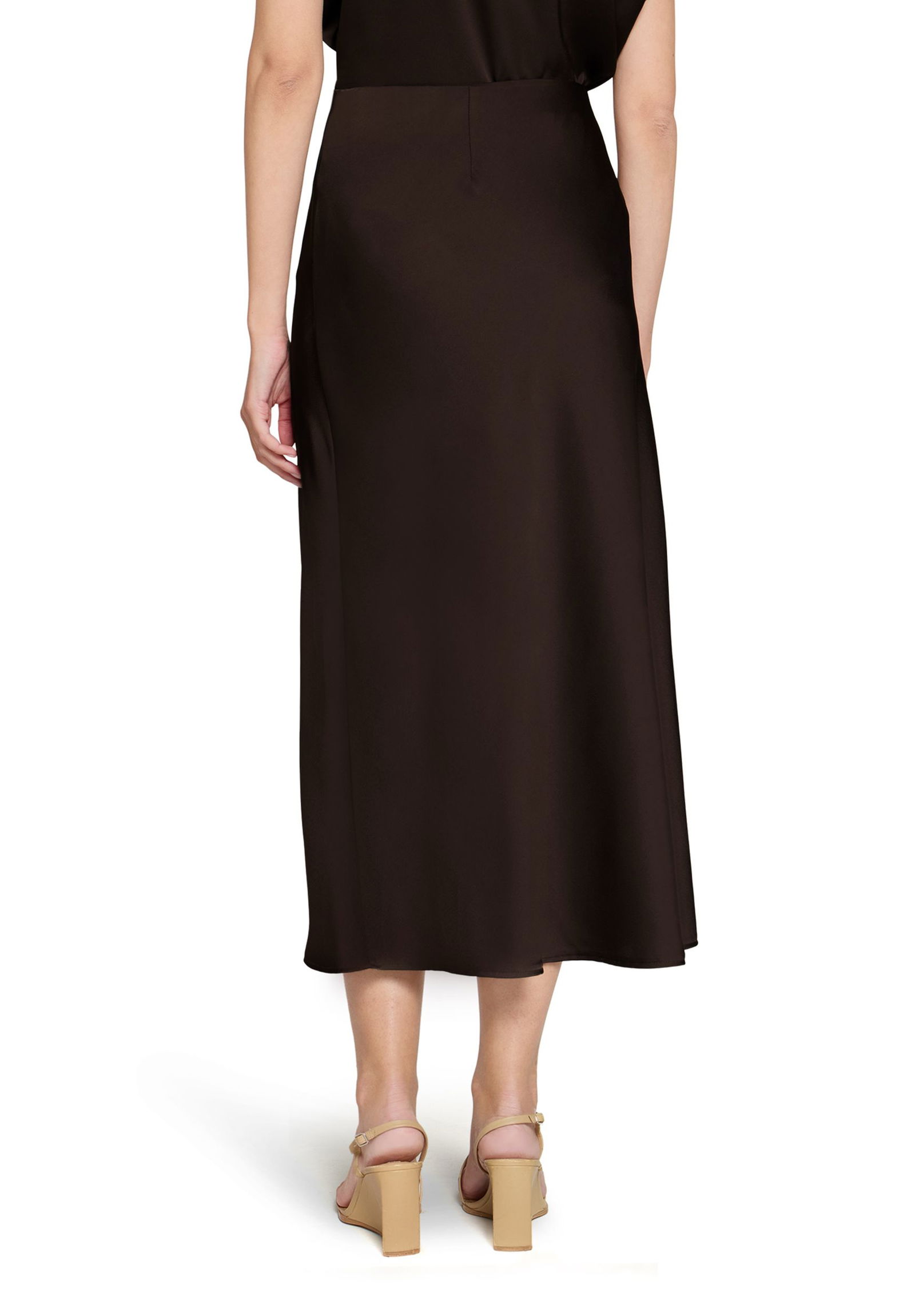 V by Vera Mont |  Satinrock | 38