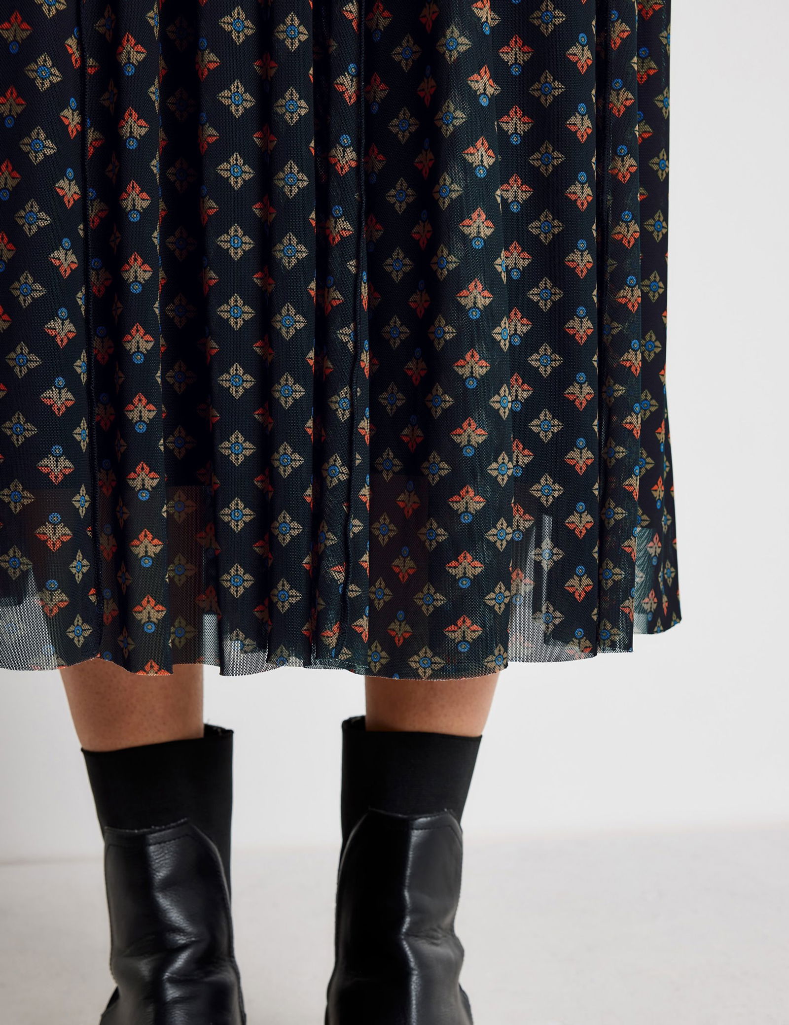 Softer A-Linien-Rock in Midilänge