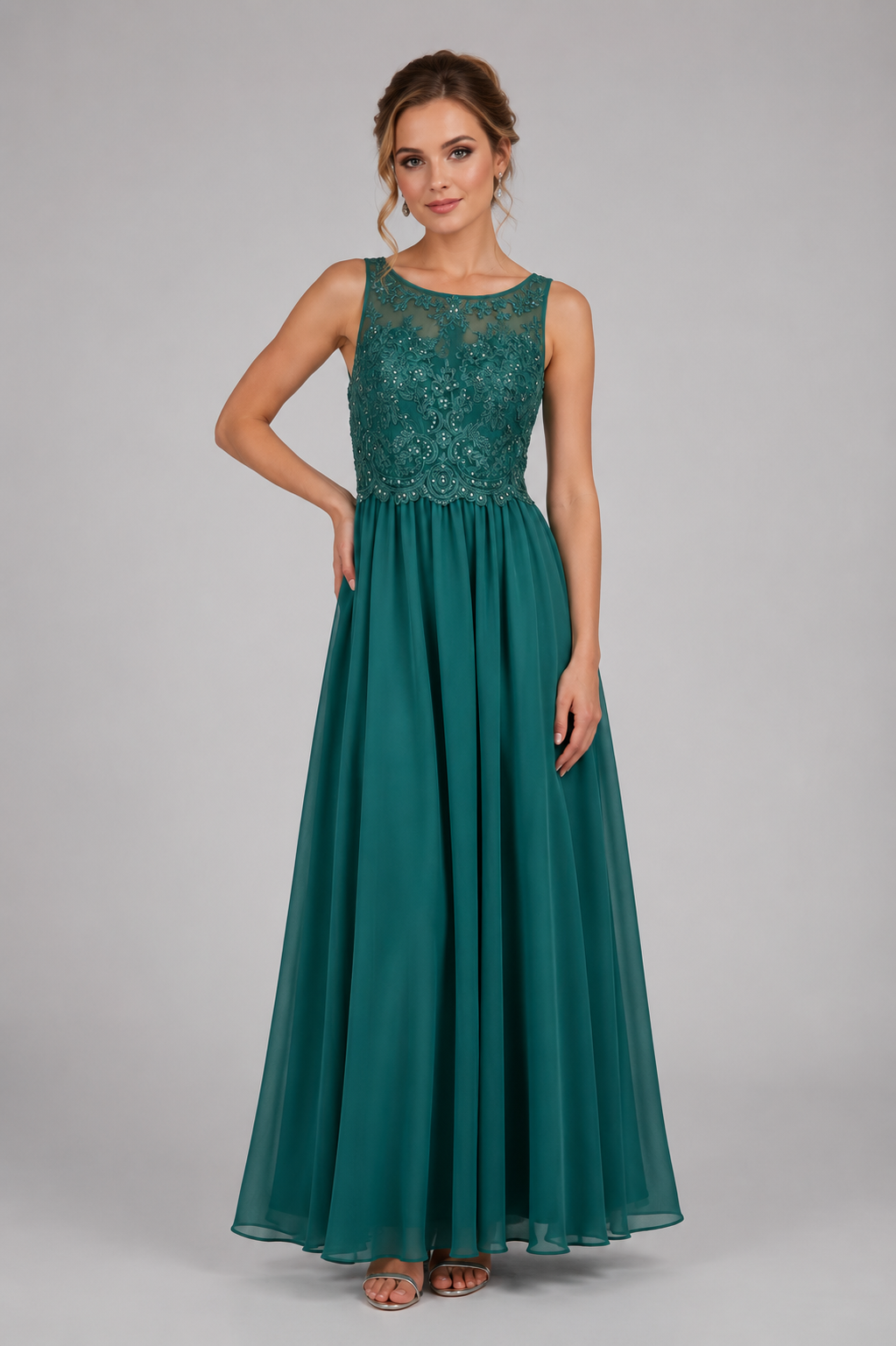 Laona Maxikleid mit Rundhals-Ausschnitt #1