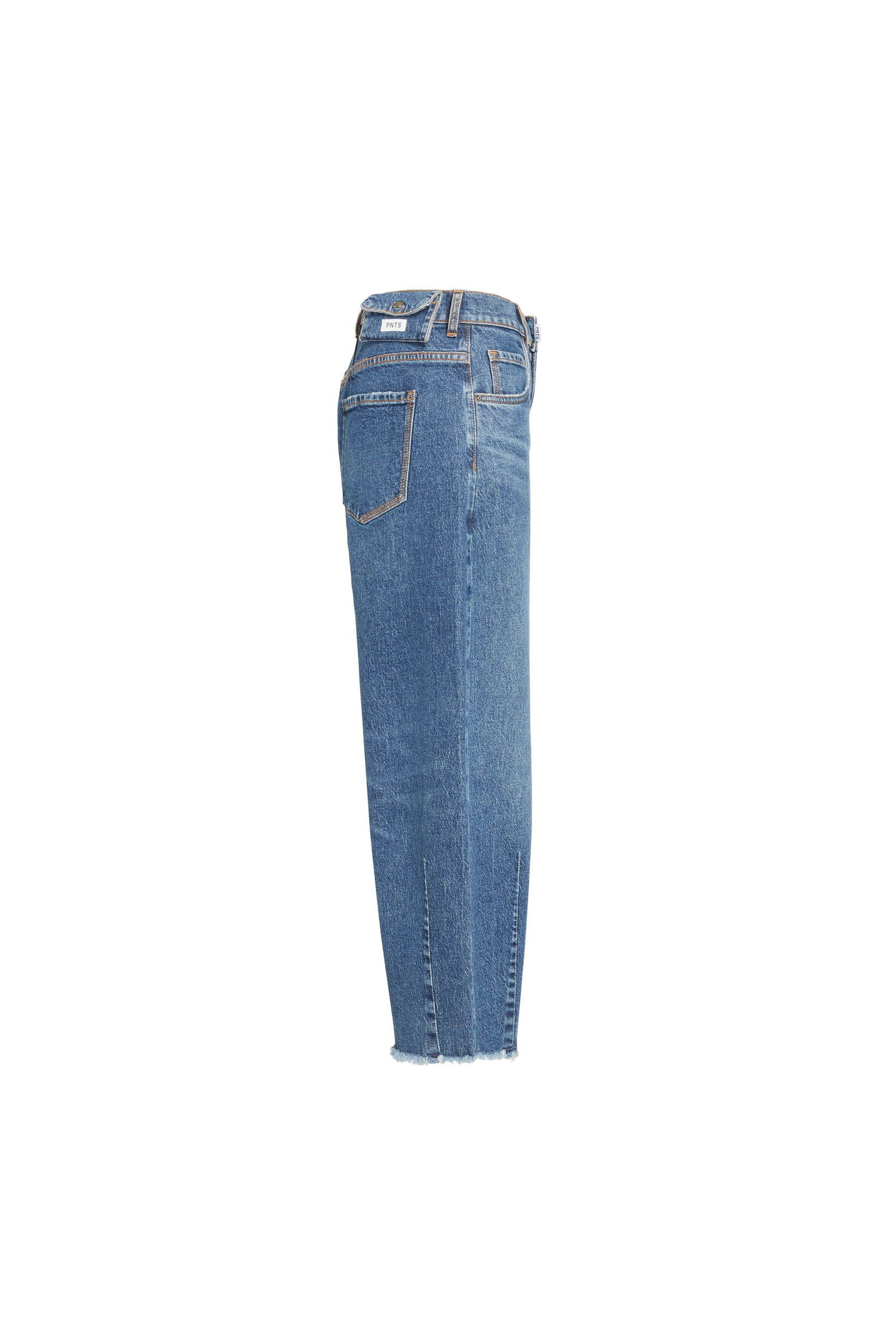 55d2de1f149dfc6d0c55906b2a5a70cb  |  05_THE O SHAPE, 23 | 27/32 | dunkelblau