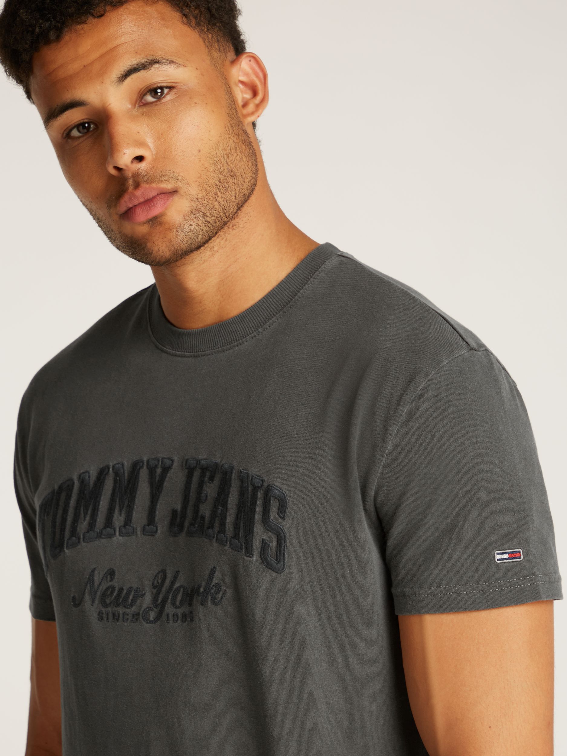 Tommy Jeans |  Tommy Jeans Shirt  | L | black