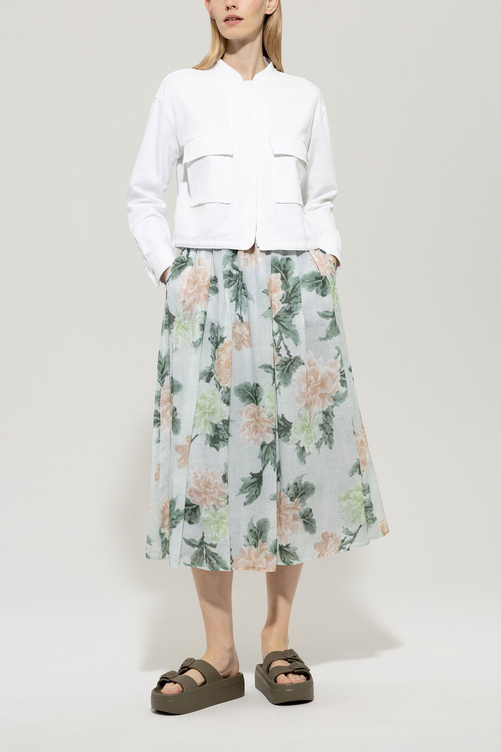 d359efa6375909af7e4304bdd85418b8 Luisa Cerano | Luisa Cerano Kurzblazer | 38 | white
