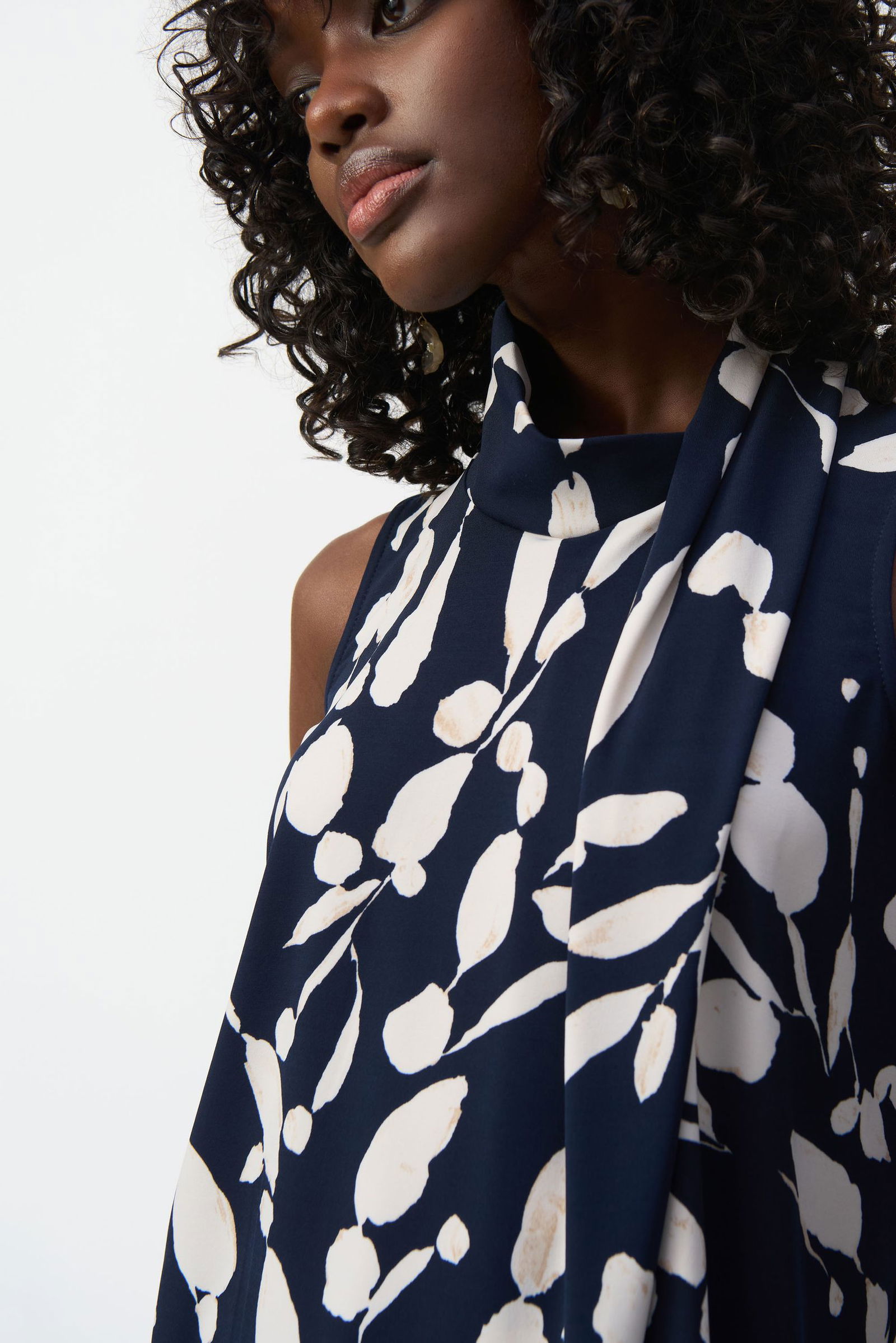 c5d7e3b0474b5c85900917f299c18e6c Joseph Ribkoff |  Joseph Ribkoff Blusentop  | 42 | mitternachtsblau/beige