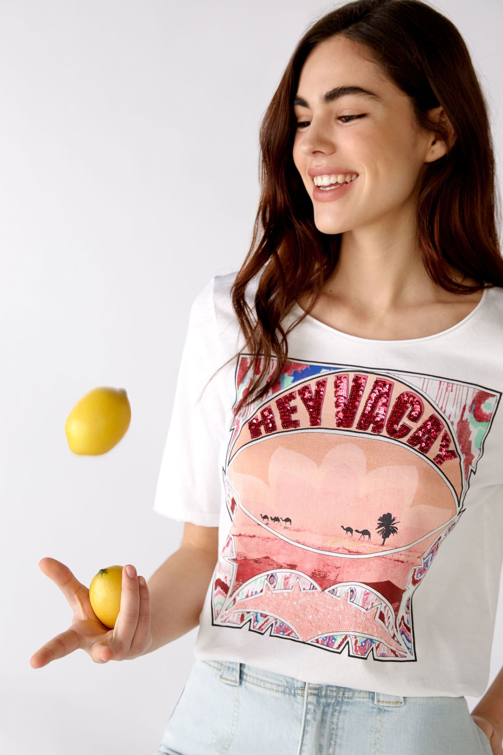 T-Shirt mit platziertem Motiv