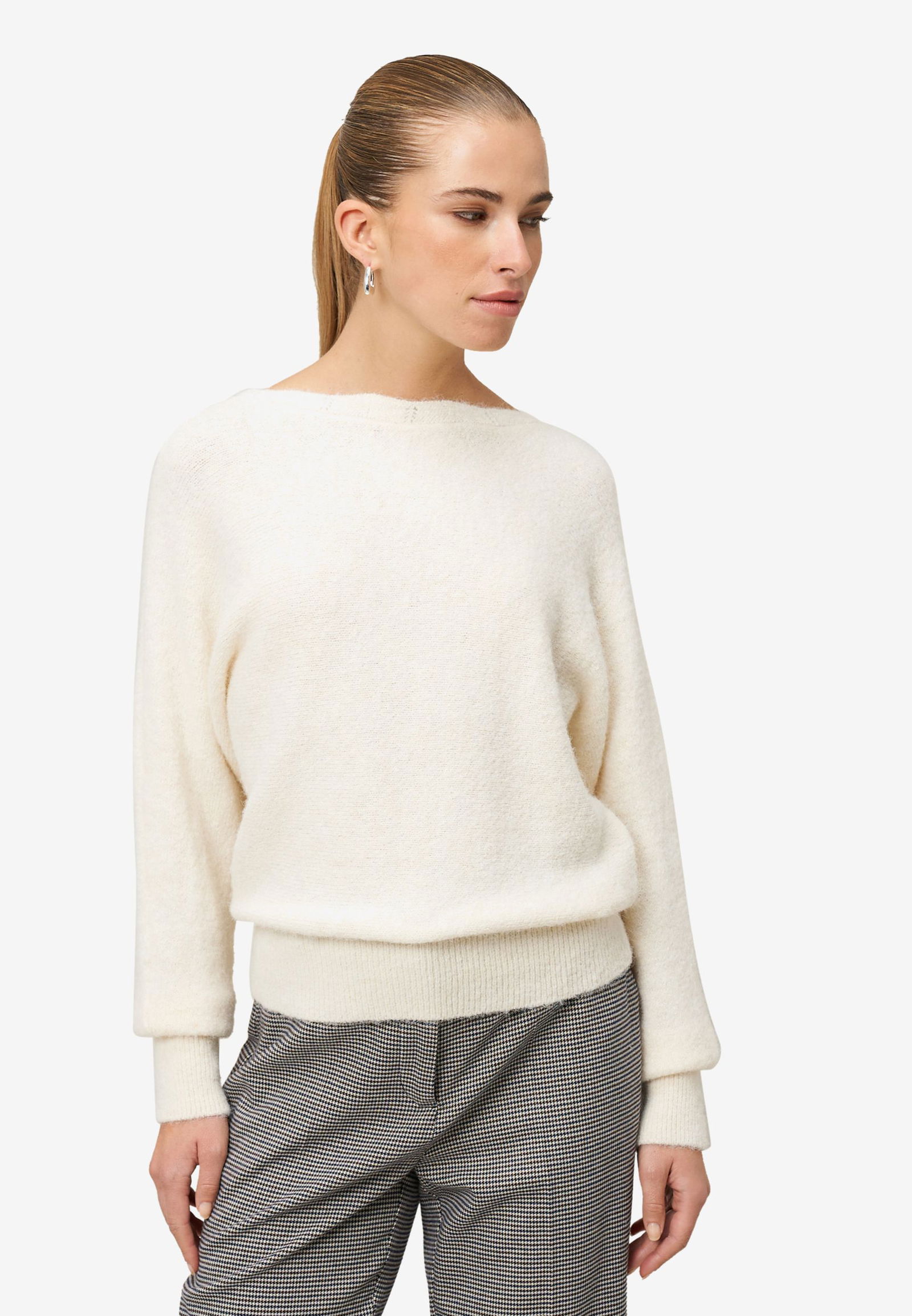 Zero |  Zero Pullover  | 38 | eggnog