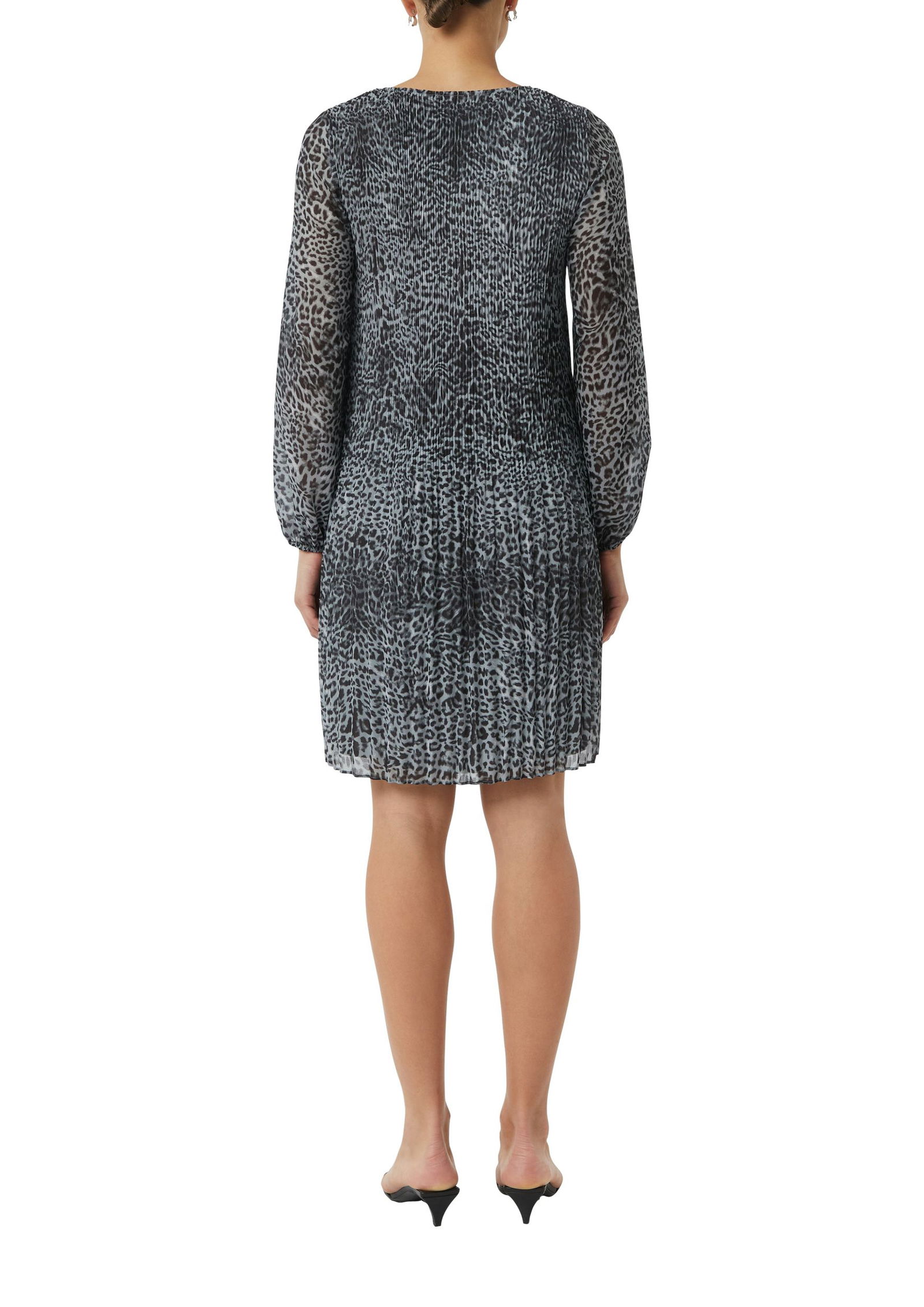 ea28ff2b71d8ffd2e6bda01dff503f30 Comma | Comma Freizeitkleid | 38 | schwarz