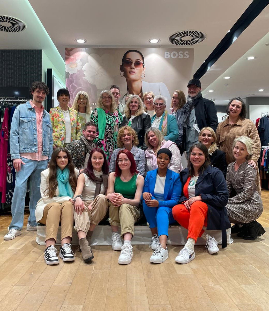 Gruppenbild Modehaus Heinze Team
