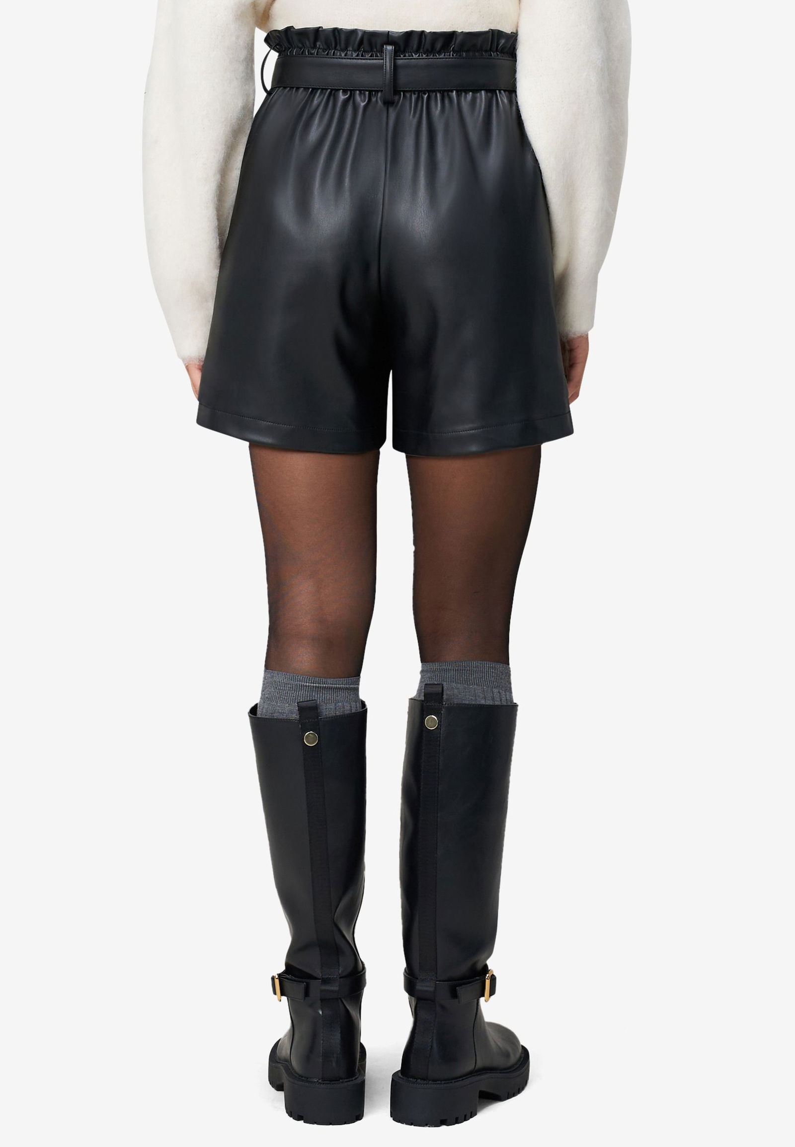 Zero |  Zero Shorts  | 38 | black beauty