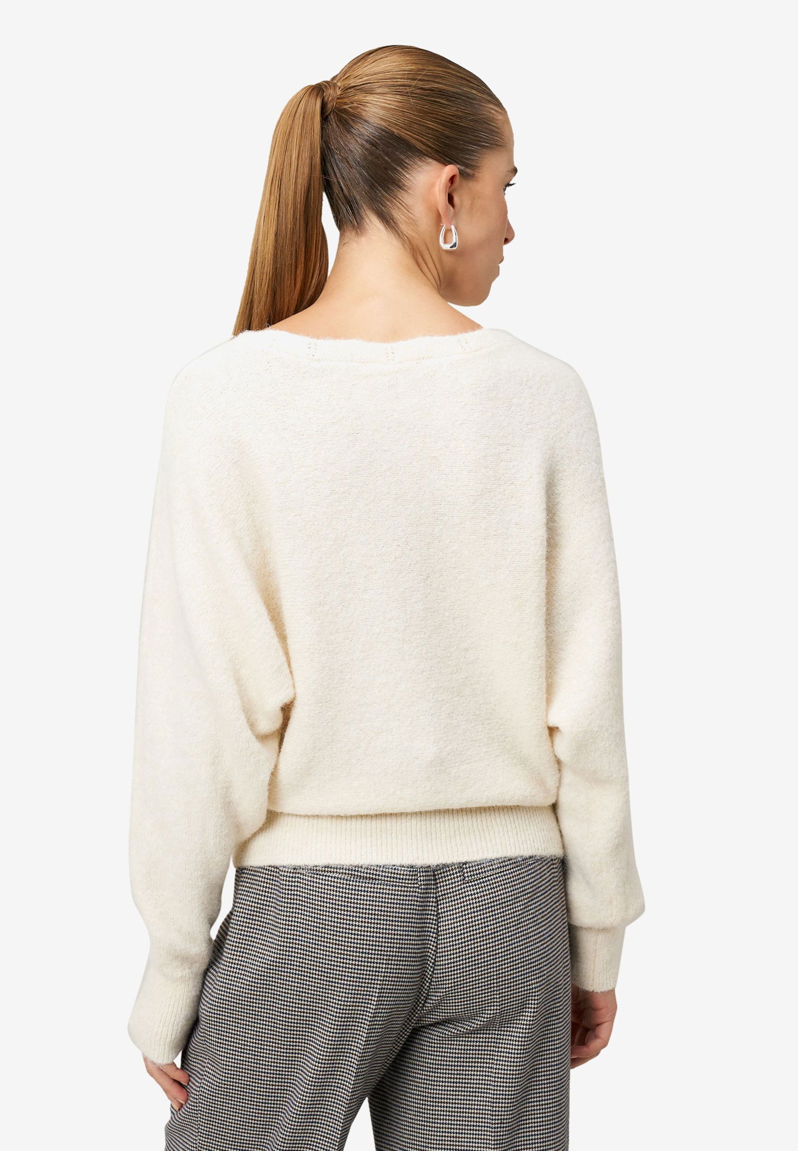 Zero |  Zero Pullover  | 38 | eggnog