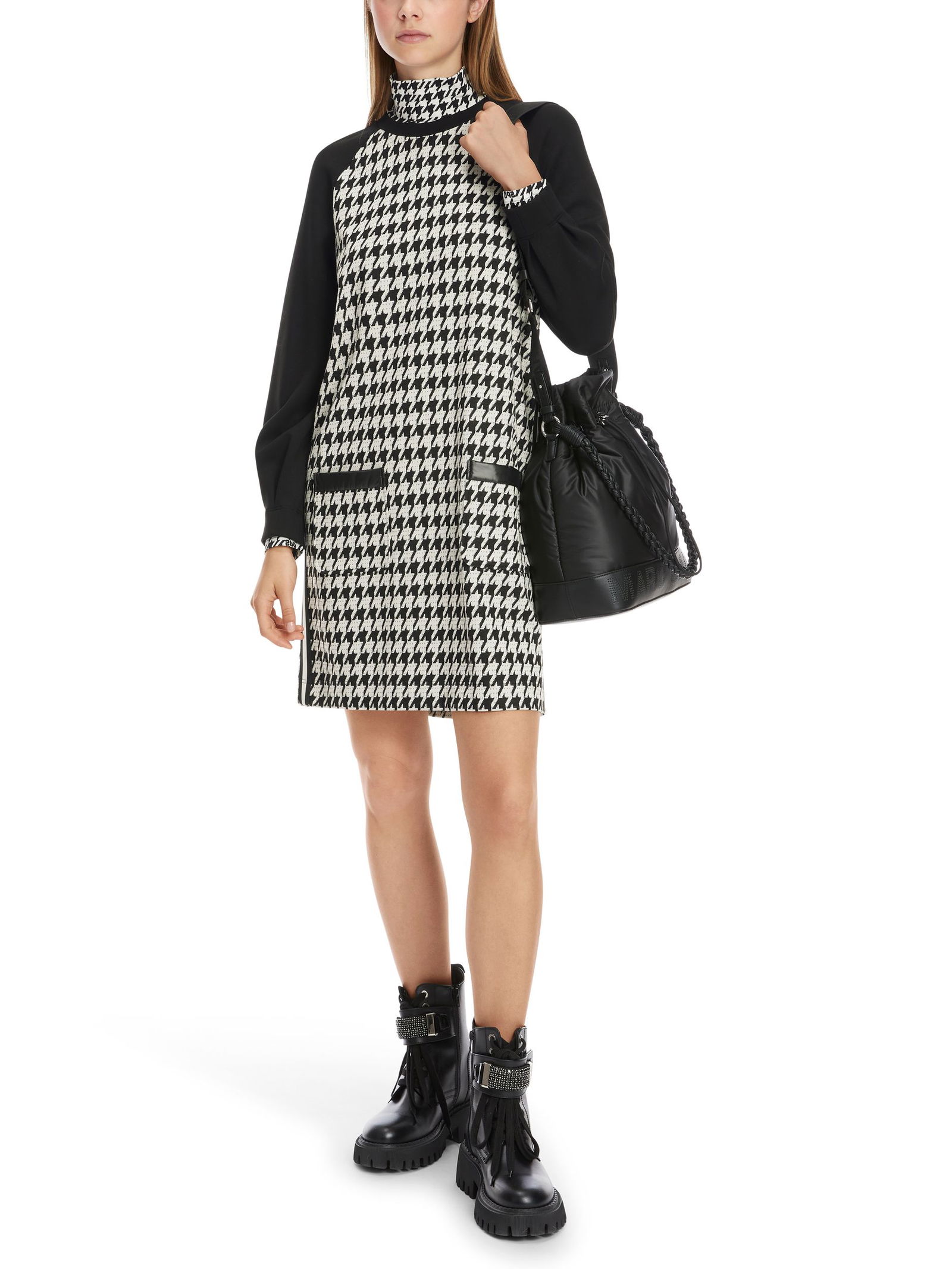 df8dd847f9872df1e8d2c0f9524e71ca Marc Cain Sports | Marc Cain Sports Freizeitkleid | 44 | black and white