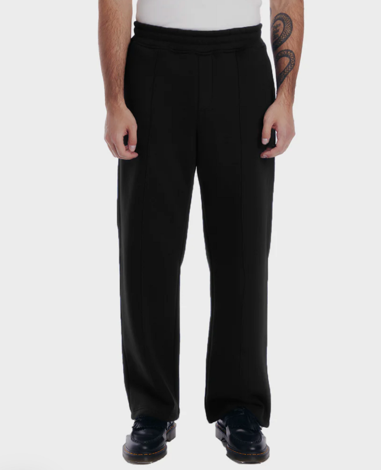 c5e24b60c218908780a0bf73f6296fc5  |  Prohibited Loose Sweatpants | M | black