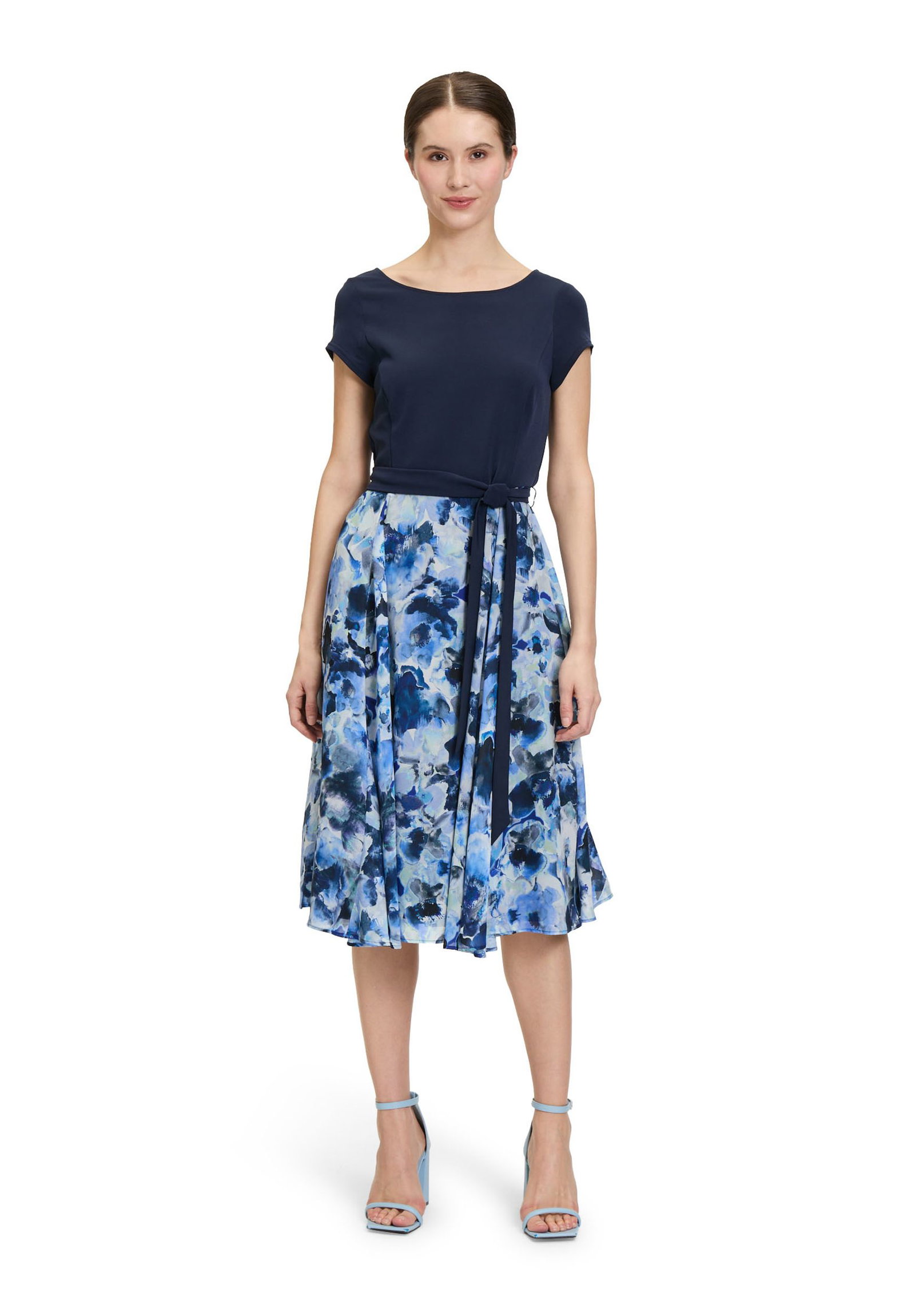 d48292f75a779810a5891fa5ca6c8305 Vera Mont | Vera Mont Cocktailkleid | 46 | dark blue/blue