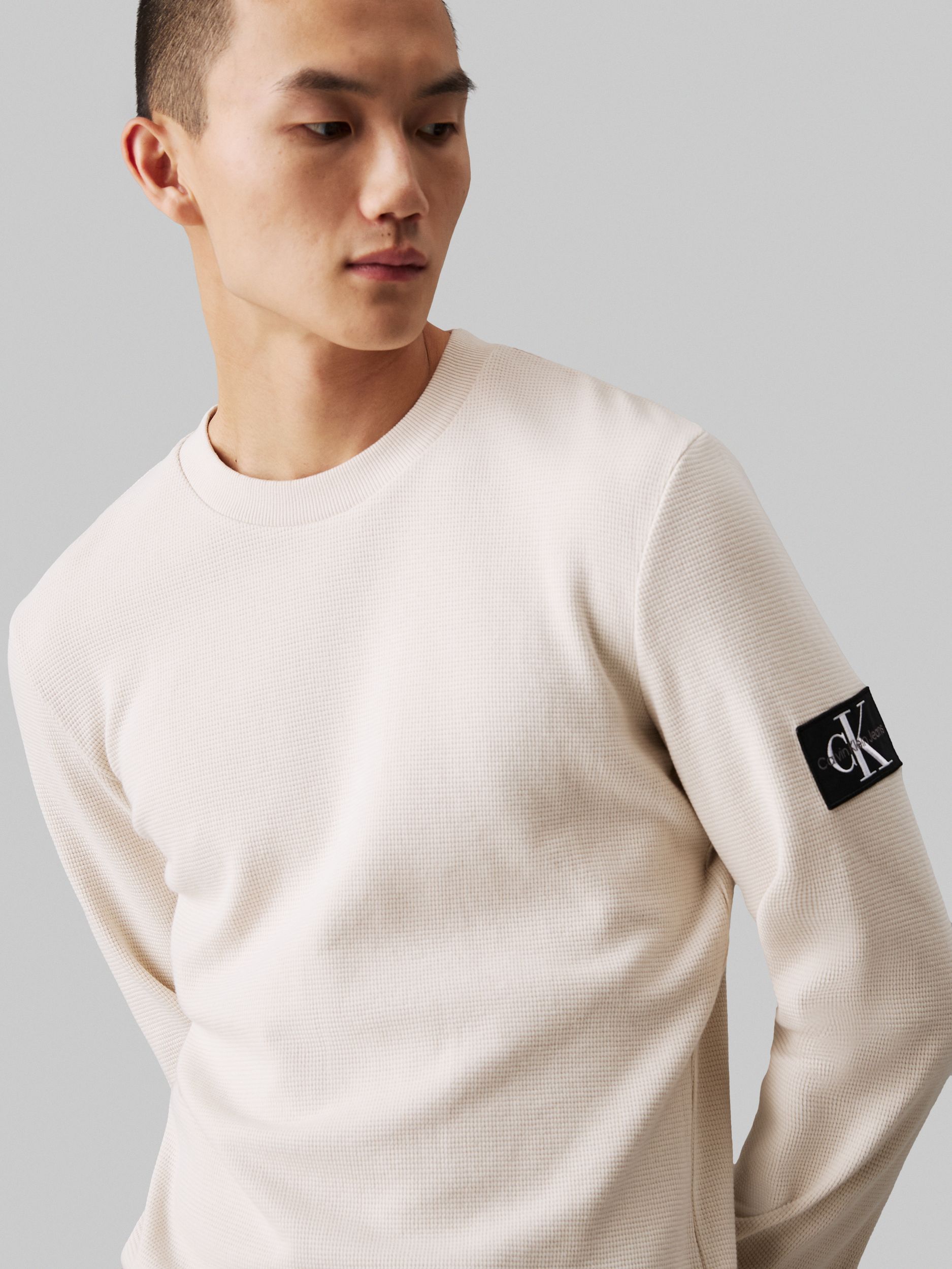 Calvin Klein Jeans |  Calvin Klein Jeans Pullover  | L | eggshell