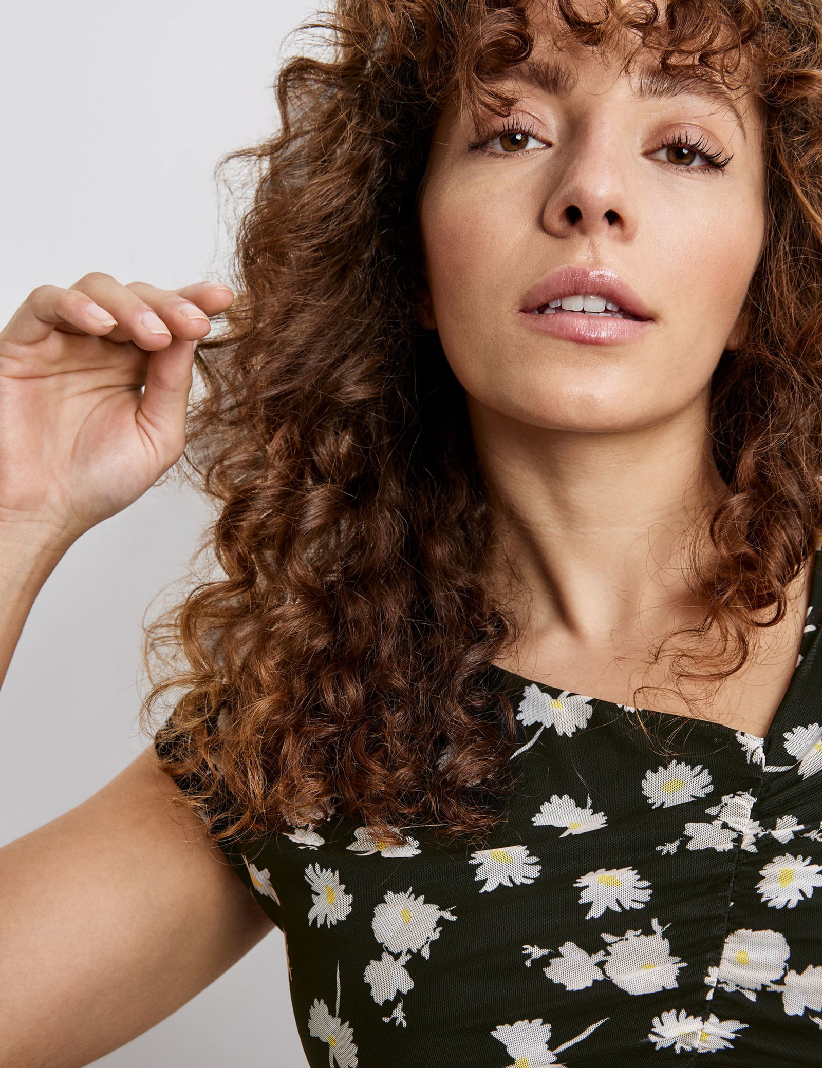 Softes Mesh-Shirt mit Raffungen