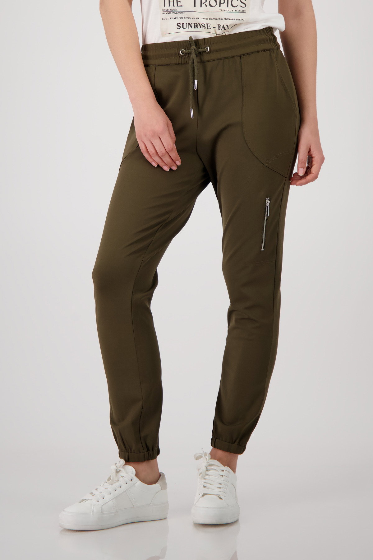 Monari Jogger mit Reißverschlusstasche #1