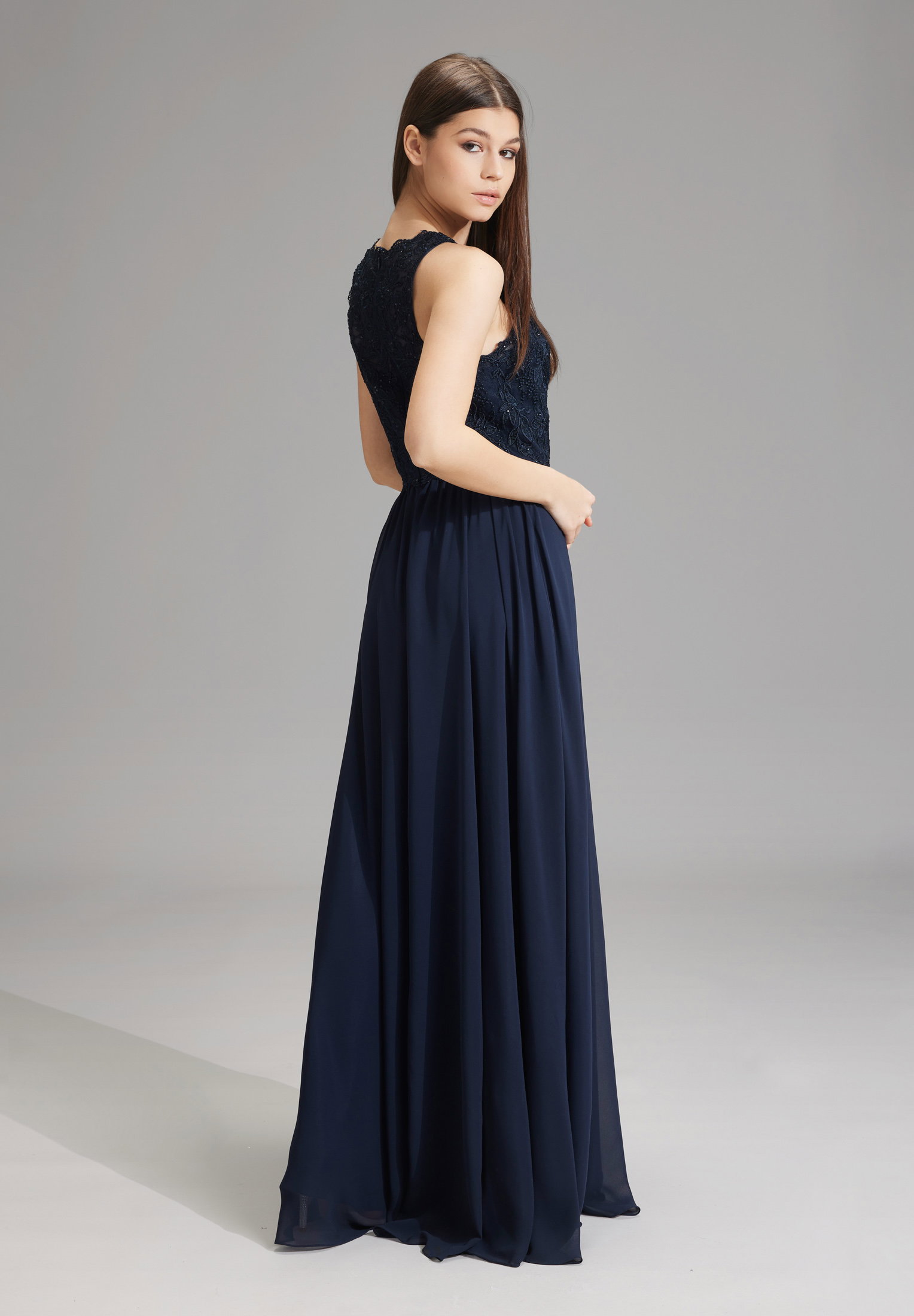 Hey Kyla High-closed-Abendkleid mit floraler Spitze #2