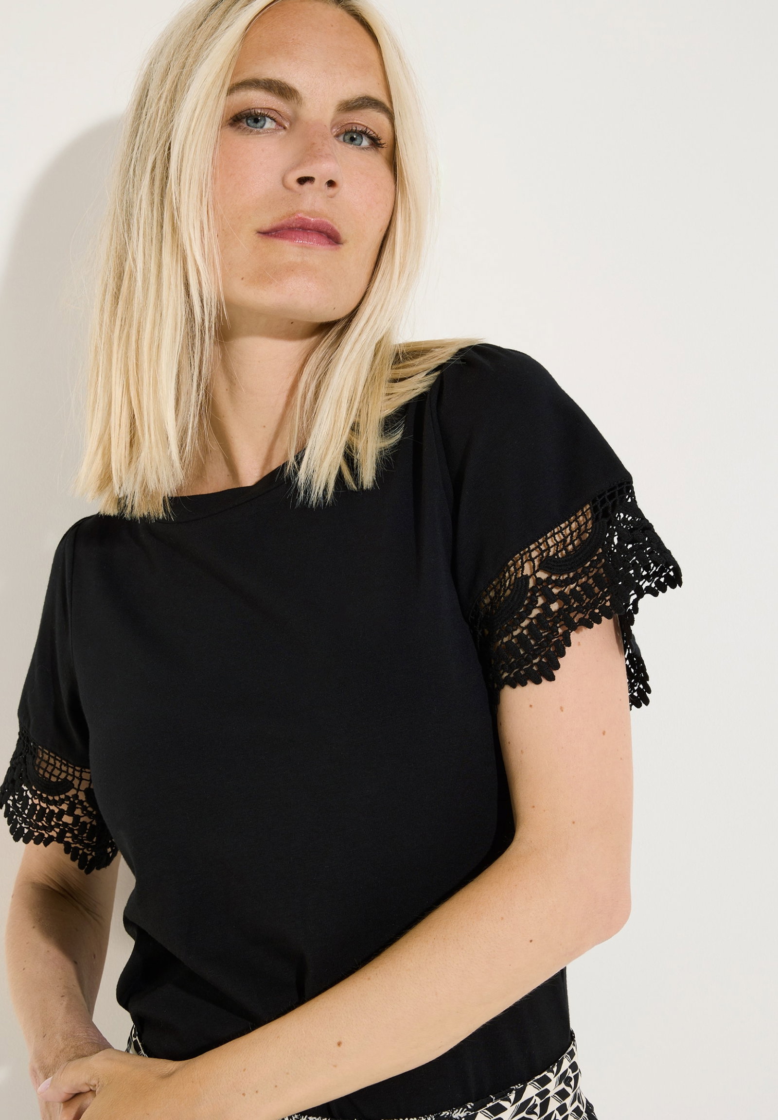 Shirt with Lace-Sleeve, black #3
