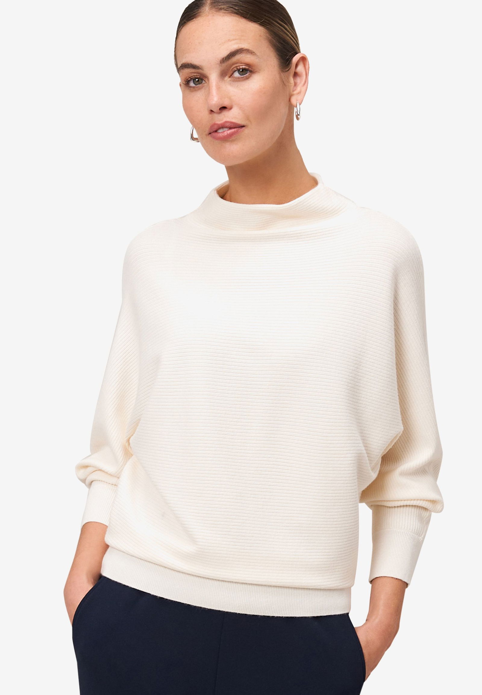 Zero |  Zero Pullover  | 36 | eggnog