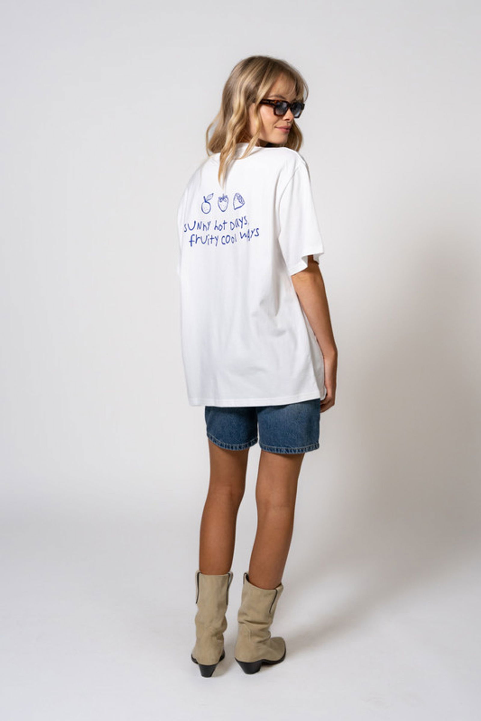 4f38e560d0b93516cd18c6e1a2b70709 Oh April | Oh April Shirt | M | Pearl