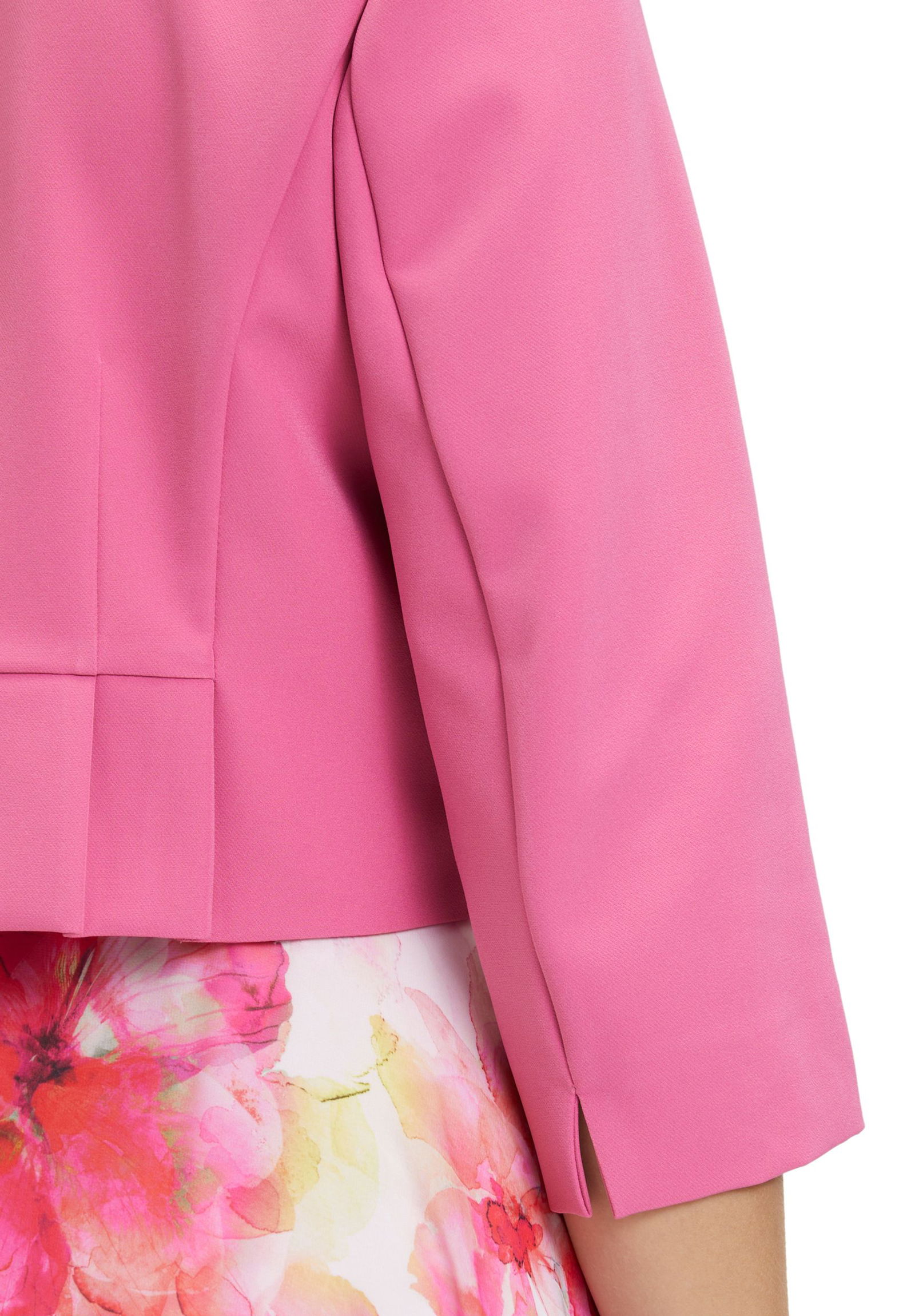 f4581dc5afa94c728986c02a6aed3d56 Vera Mont Bolero