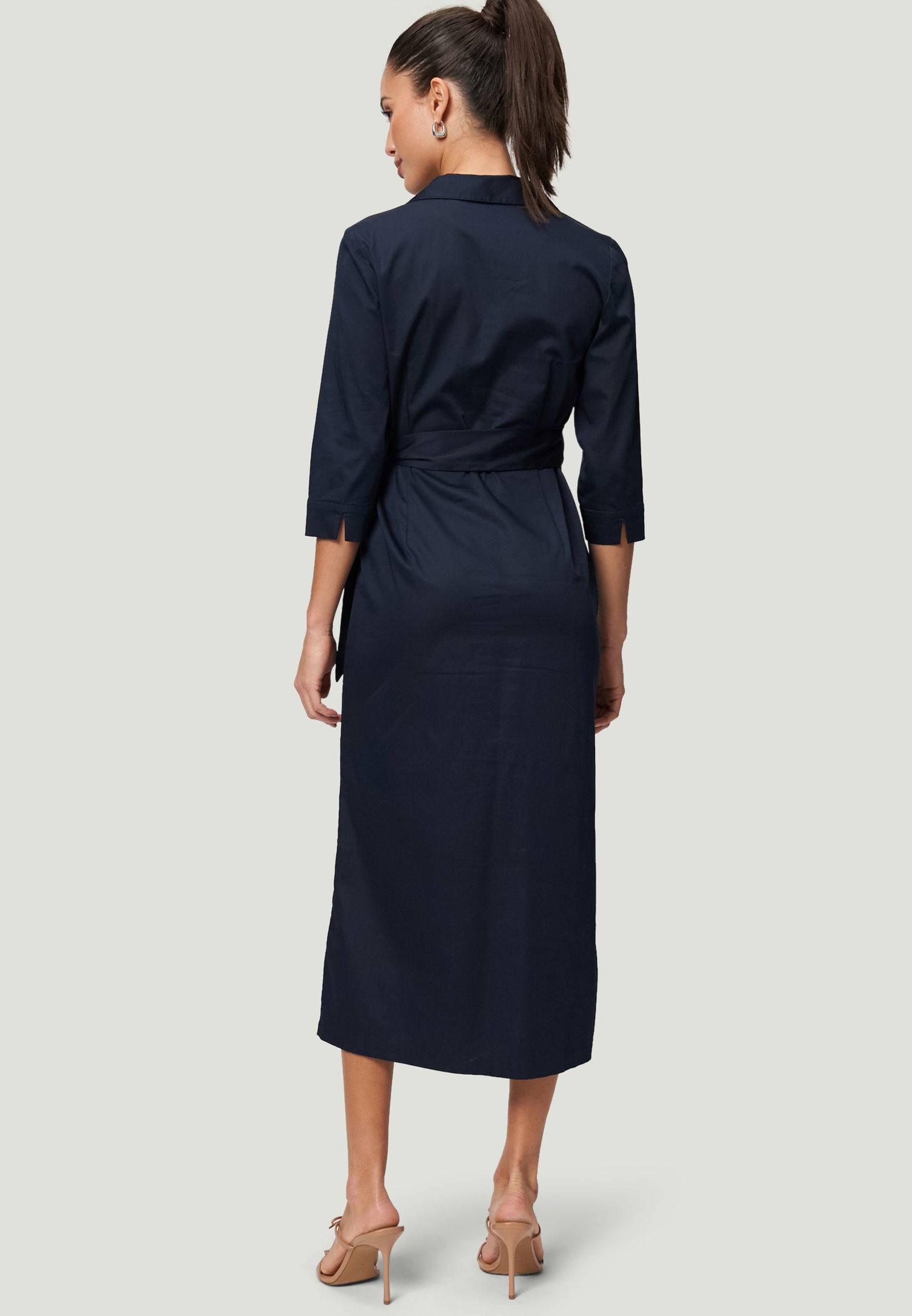  |  zero Kleid, Hydrangea | 42 | 1605_8105