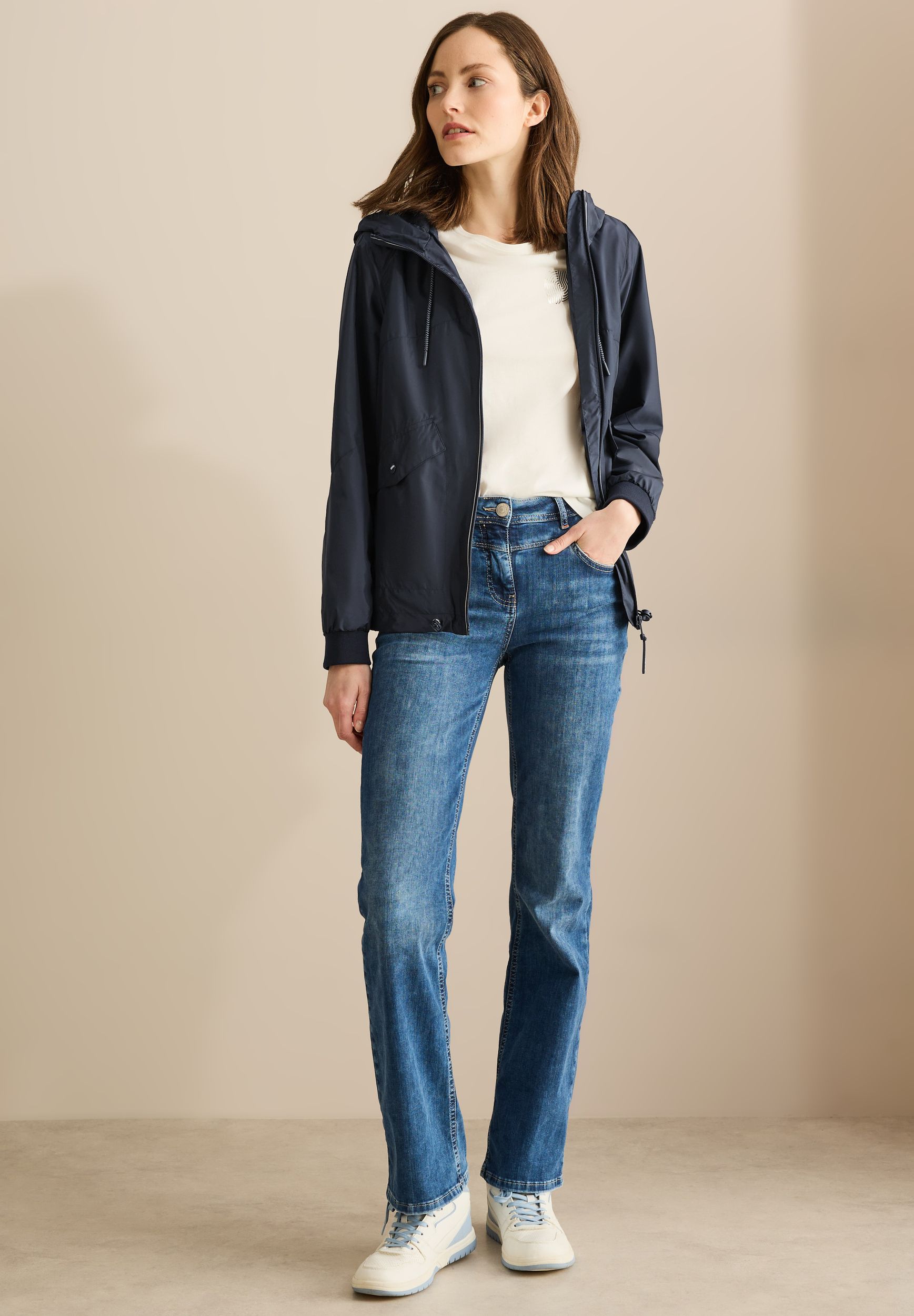  |  Windbreaker w. flap pockets, dark navy blue | S | dark navy blue