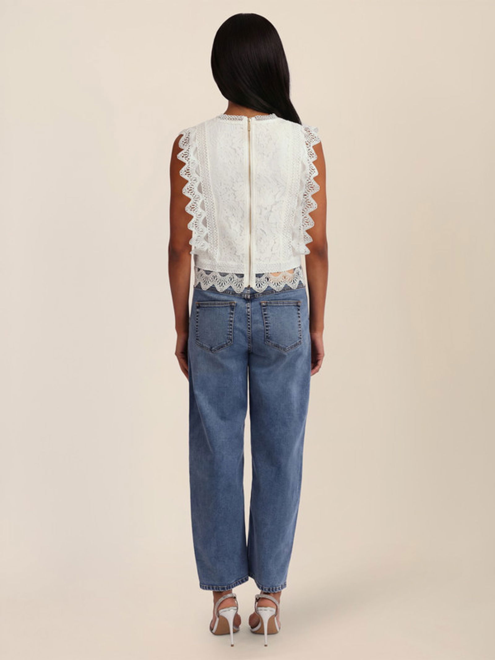 Apart |  Apart Spitzentop mit Rüschen und Häkeldetails | 38 | 1112_42122