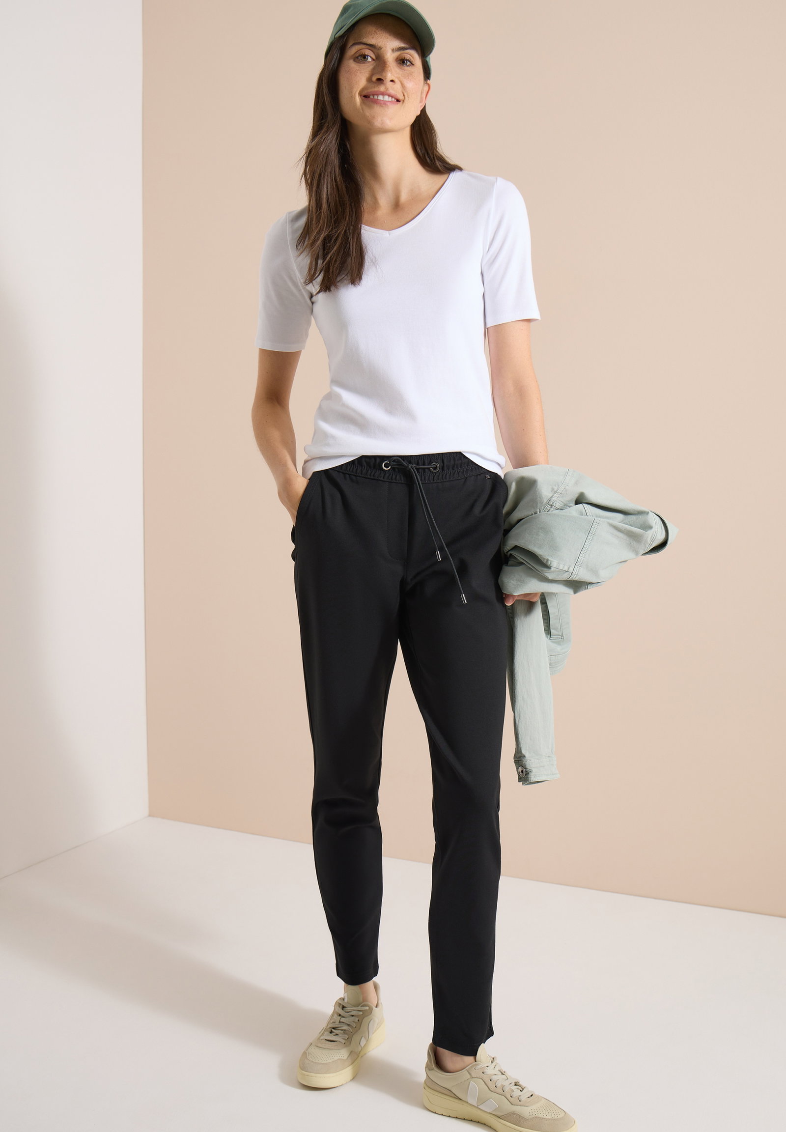 NOS Style Tracey SOLID, Black #5